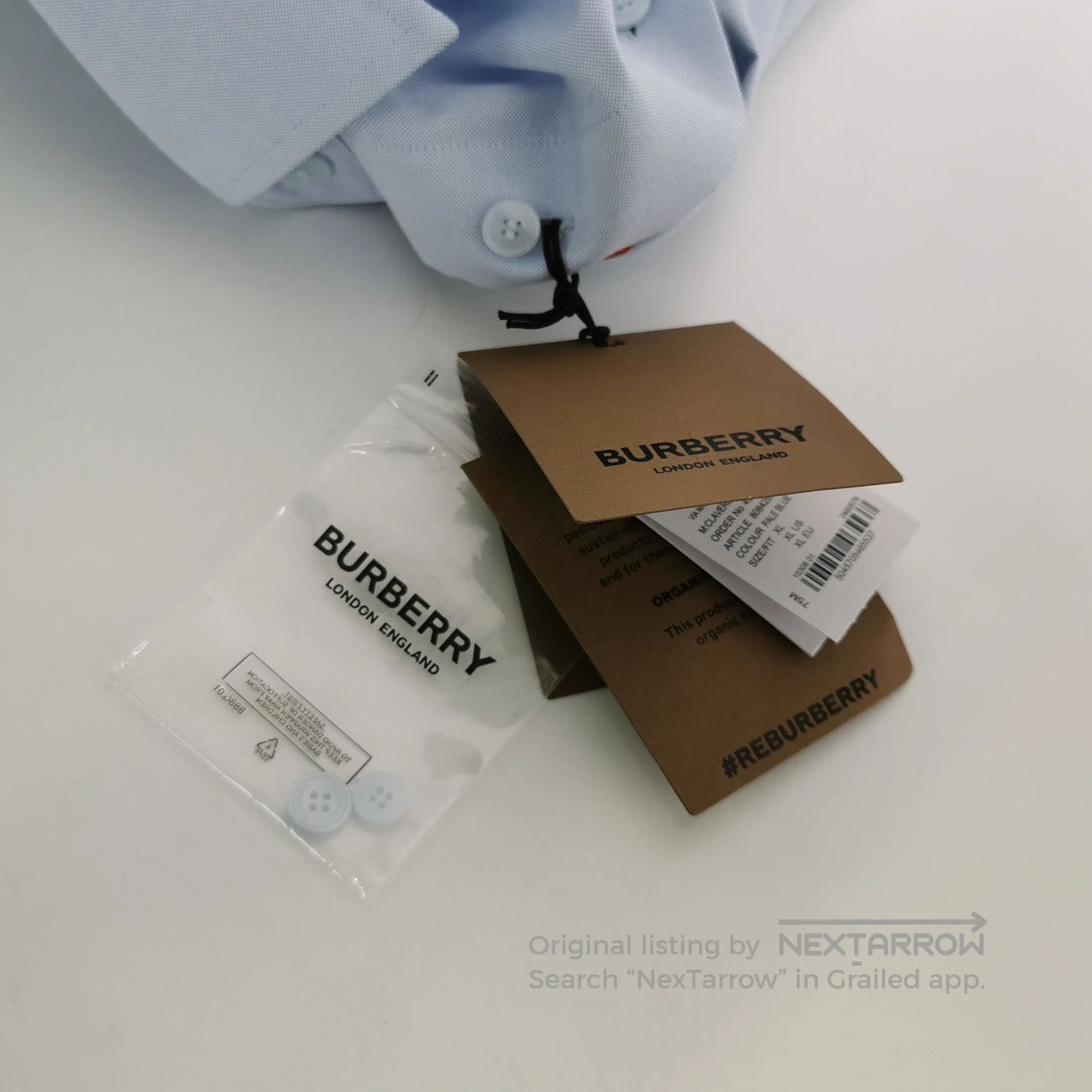 Burberry Burberry XL Solid Blue Cotton Collared Long. Size US XL / EU 56 / 4 - 1 Thumbnail