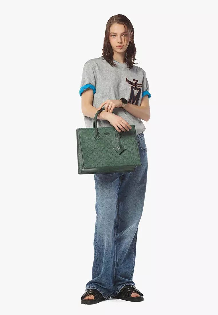 MCM o1mt1gz0225 Size: OS / Medium Tote Bag in Green Size ONE SIZE - 5 Thumbnail