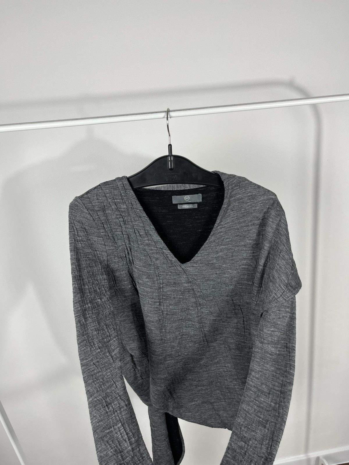 Alexander McQueen MCQ Alexander McQueen Asymmetrical Wrap Top Gray Size L / US 10 / IT 46 - 11 Thumbnail