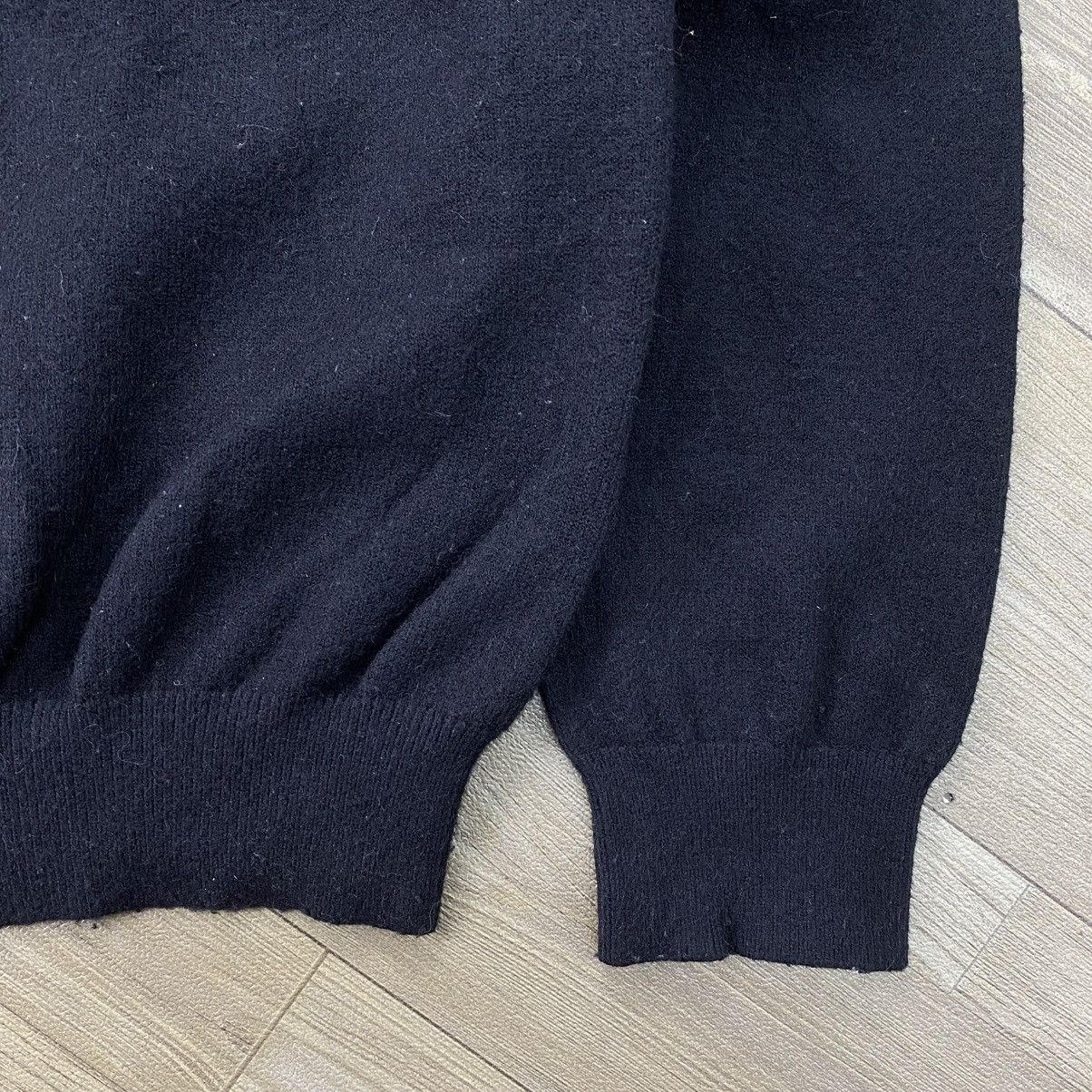 Comme des Garcons PLAY AD2018 Comme Des Garcons PLAY Double Heart Logo Cardigans Size US M / EU 48-50 / 2 - 6 Thumbnail
