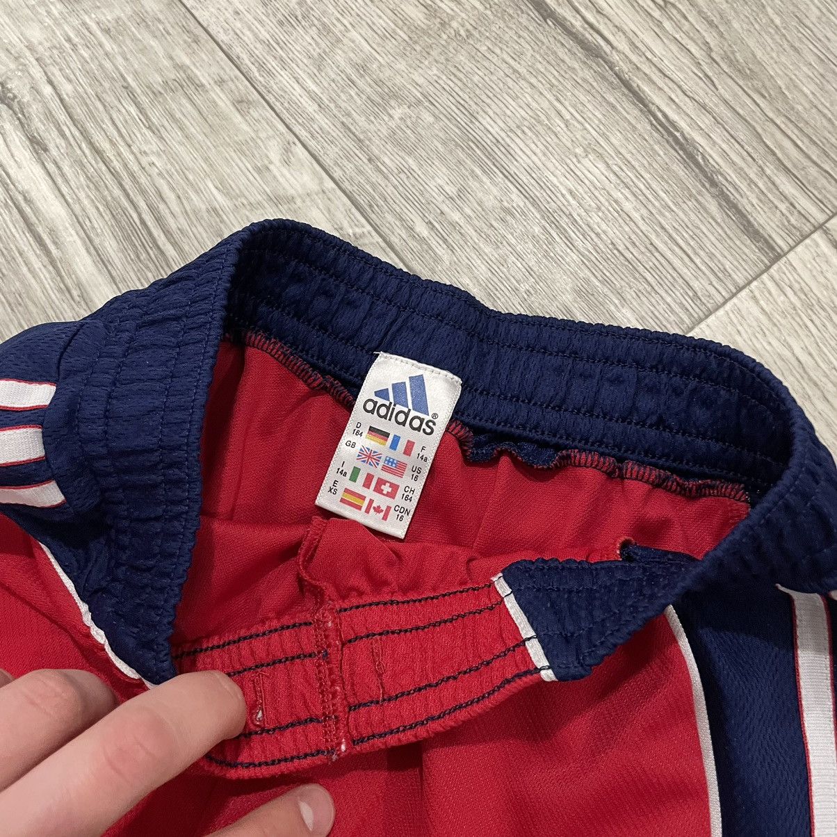 Adidas Adidas Bayern Munchen 90s Soccer Football Shorts Jersey Size US 26 / EU 42 - 5 Thumbnail