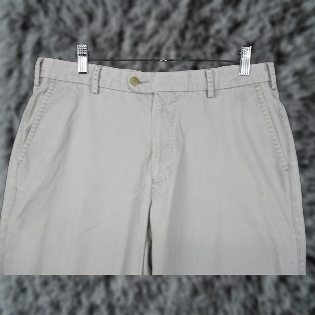 Peter Millar Peter Millar Crown Sport Pants Mens 34 Beige Golf Stretch MCOB84 Crown Sport Pant Mens 34 Beige Straight Leg Chino Modern City Logo Size US 34 / EU 50 - 1 Thumbnail