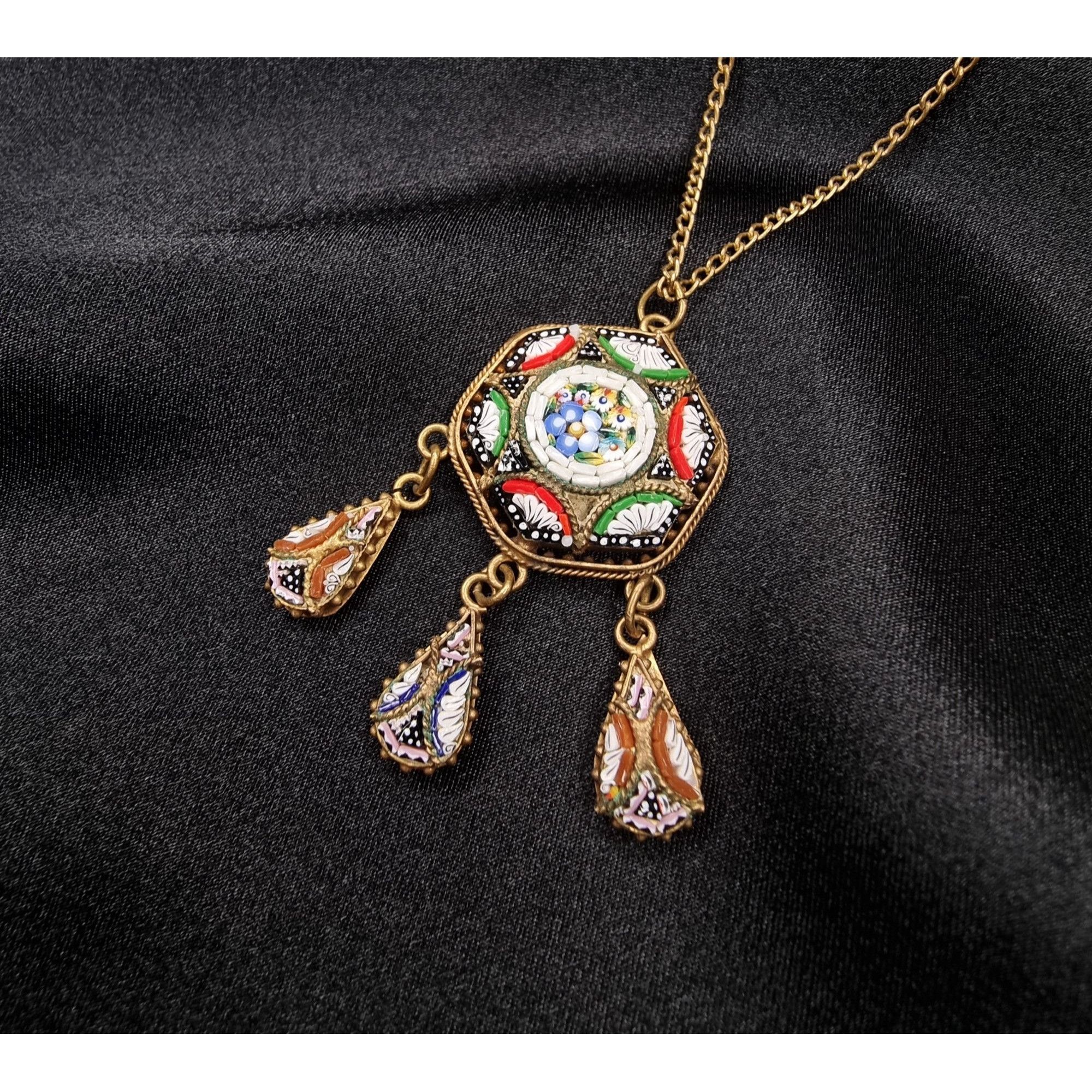 Vintage Vintage 1930s - 1940s Italian Micro Mosaic Pendant Necklace Size ONE SIZE - 2 Thumbnail