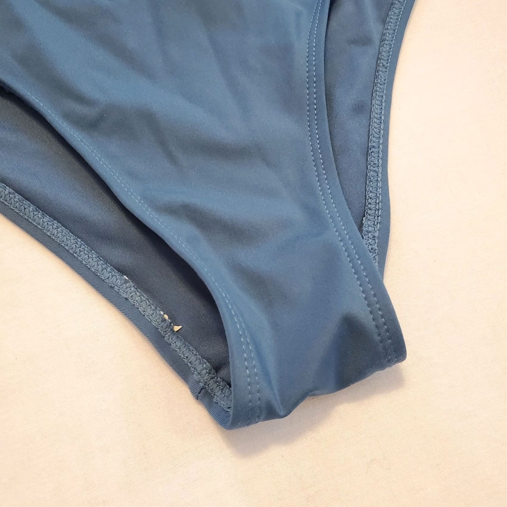 Vintage Bondi Active Swimsuit 10/12 Blue Hi Waist Bottom Sz 10 Top Sz 12 2 Piece Womens Size L / US 10 / IT 46 - 5 Thumbnail