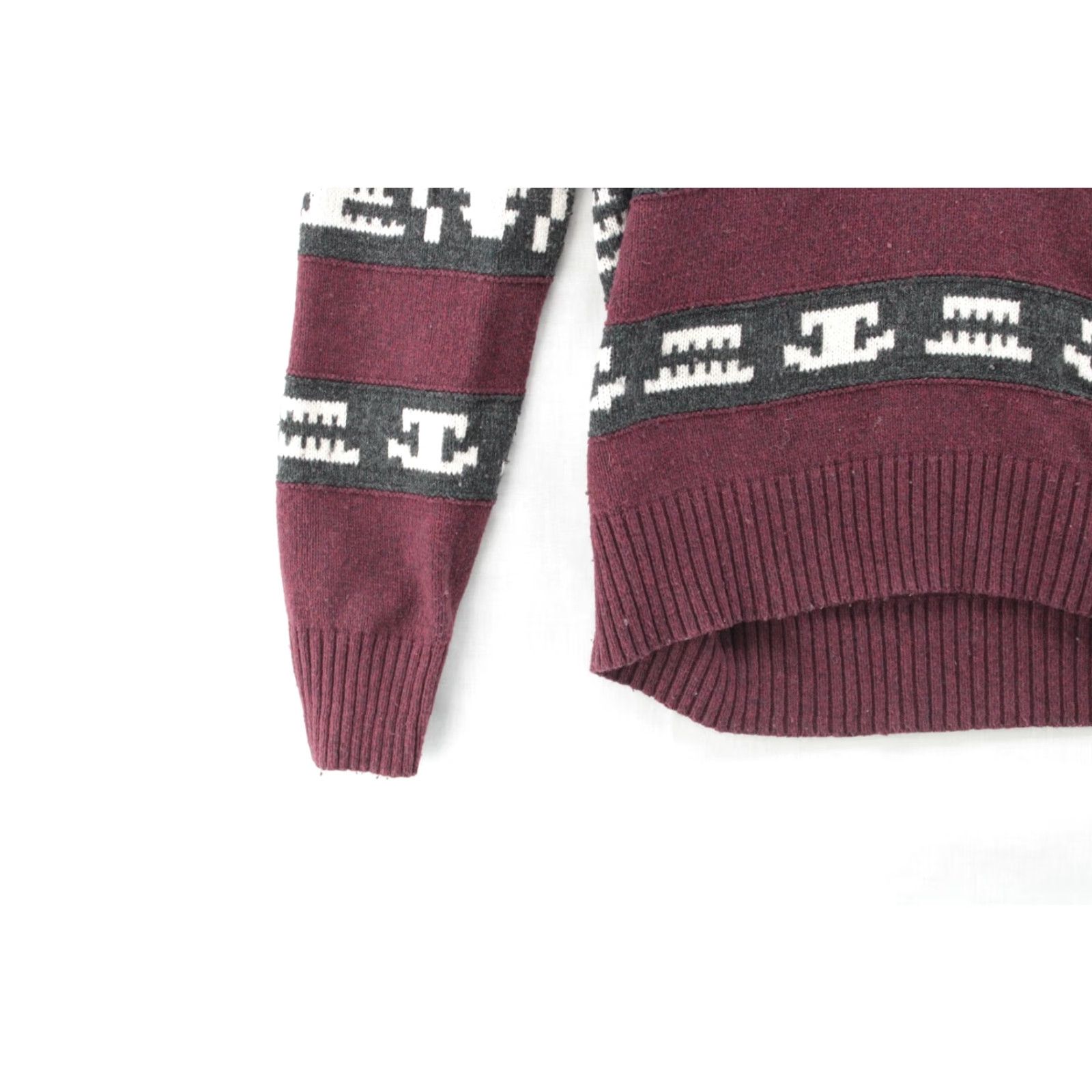 American Eagle Outfitters American Eagle Outfitters Sweater Men M Maroon Cowl Neck Aztec Button Pullover Y2K Mens Size US M / EU 48-50 / 2 - 3 Thumbnail