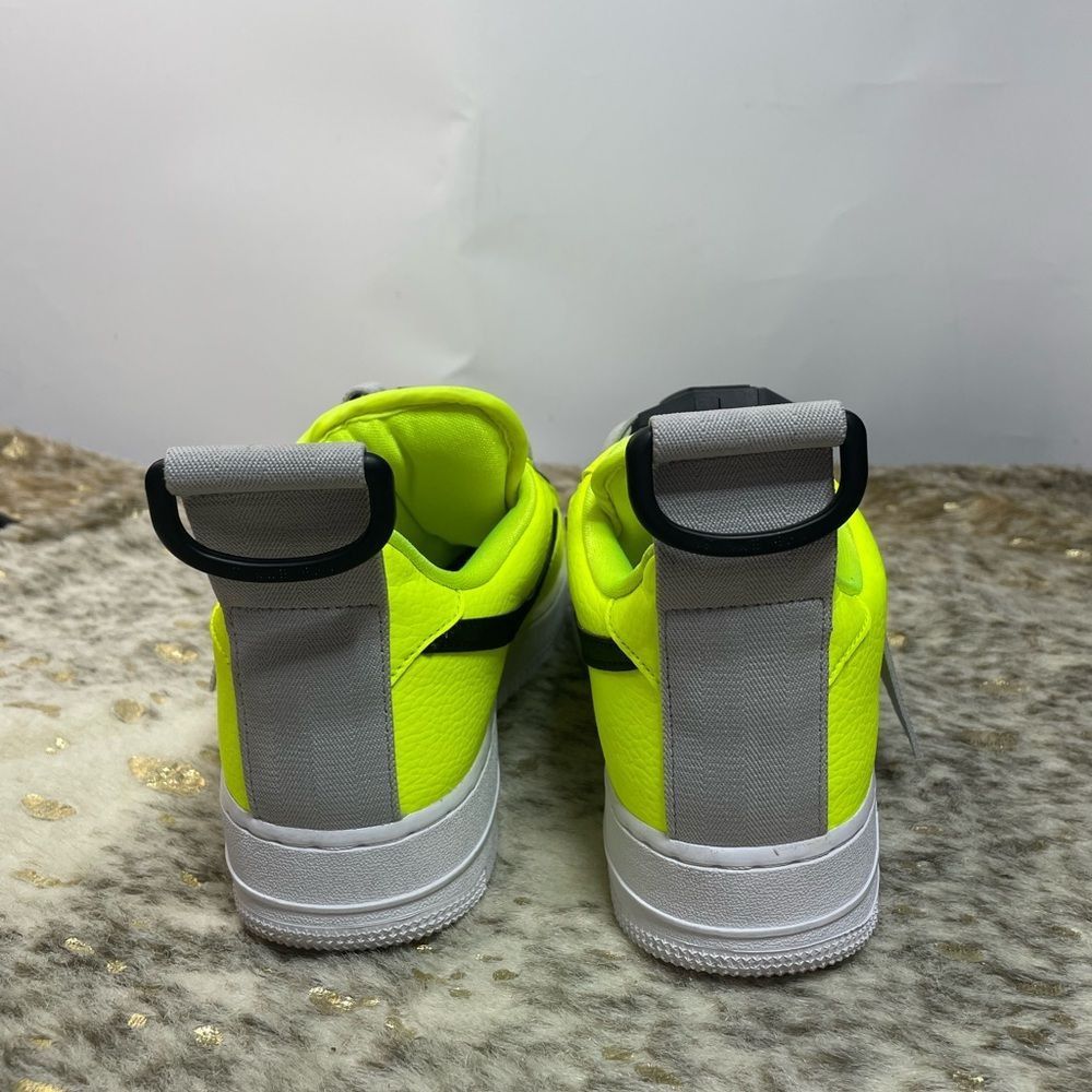 Nike Nike Air Force 1 Utility Neon Sneakers Size 9 Size US 9 / EU 42 - 5 Thumbnail