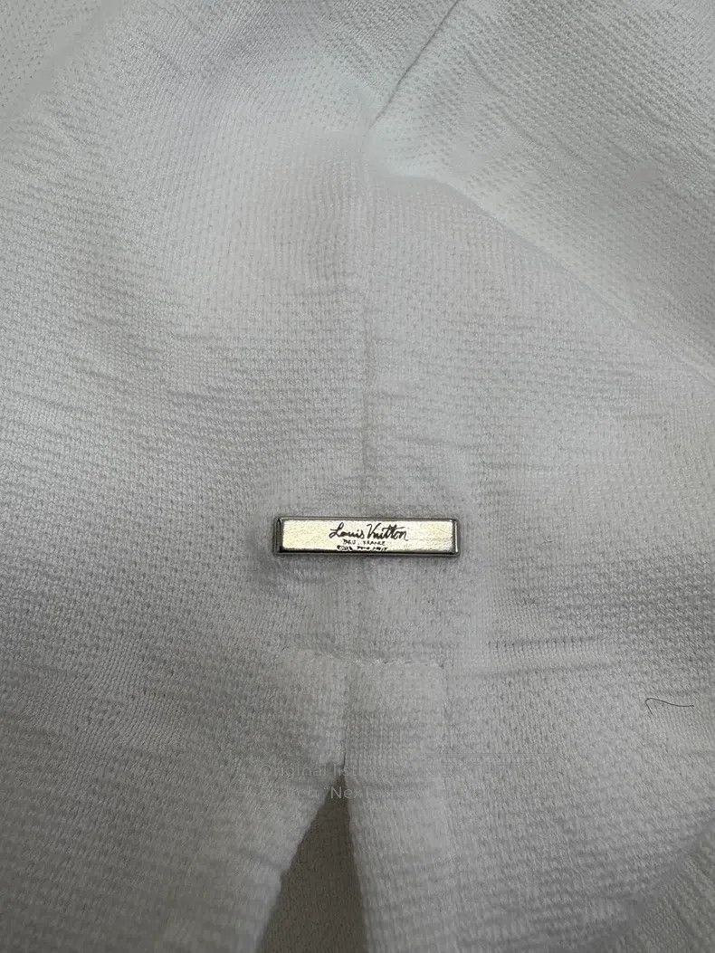 Louis Vuitton Louis Vuitton White dark stripe full print pocket short sl Size US S / EU 44-46 / 1 - 6 Thumbnail