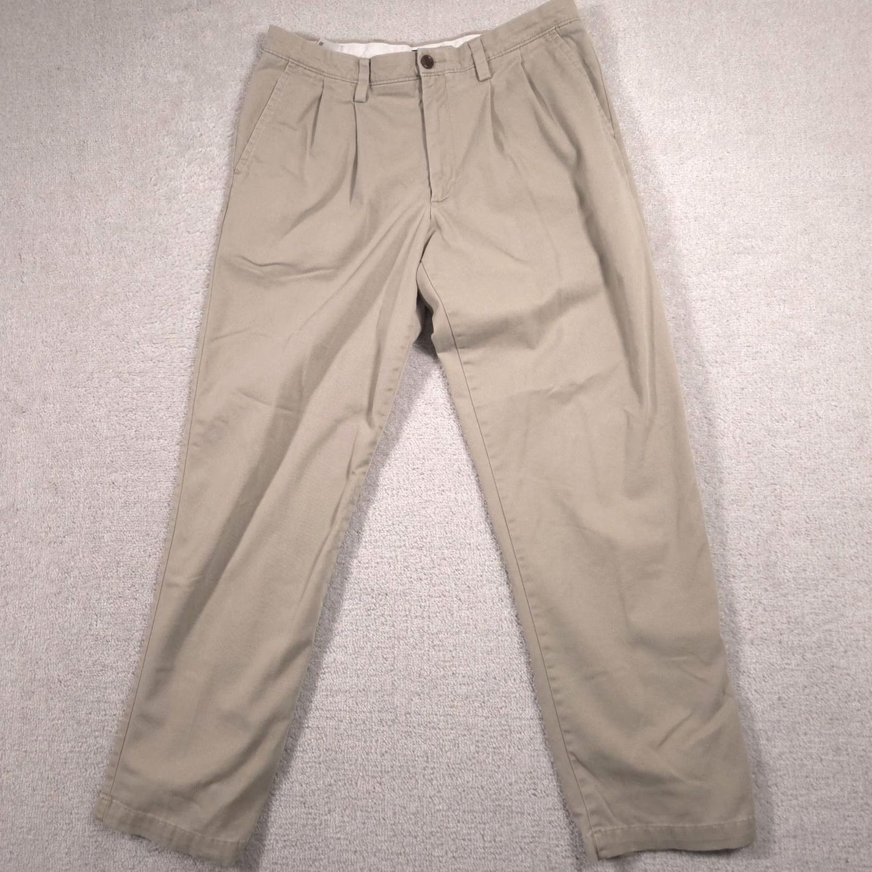 Dockers Dockers Pants Mens 33x32 Beige Classic Fit Pleated Front Straight Leg Chino Size US 33 - 2 Thumbnail