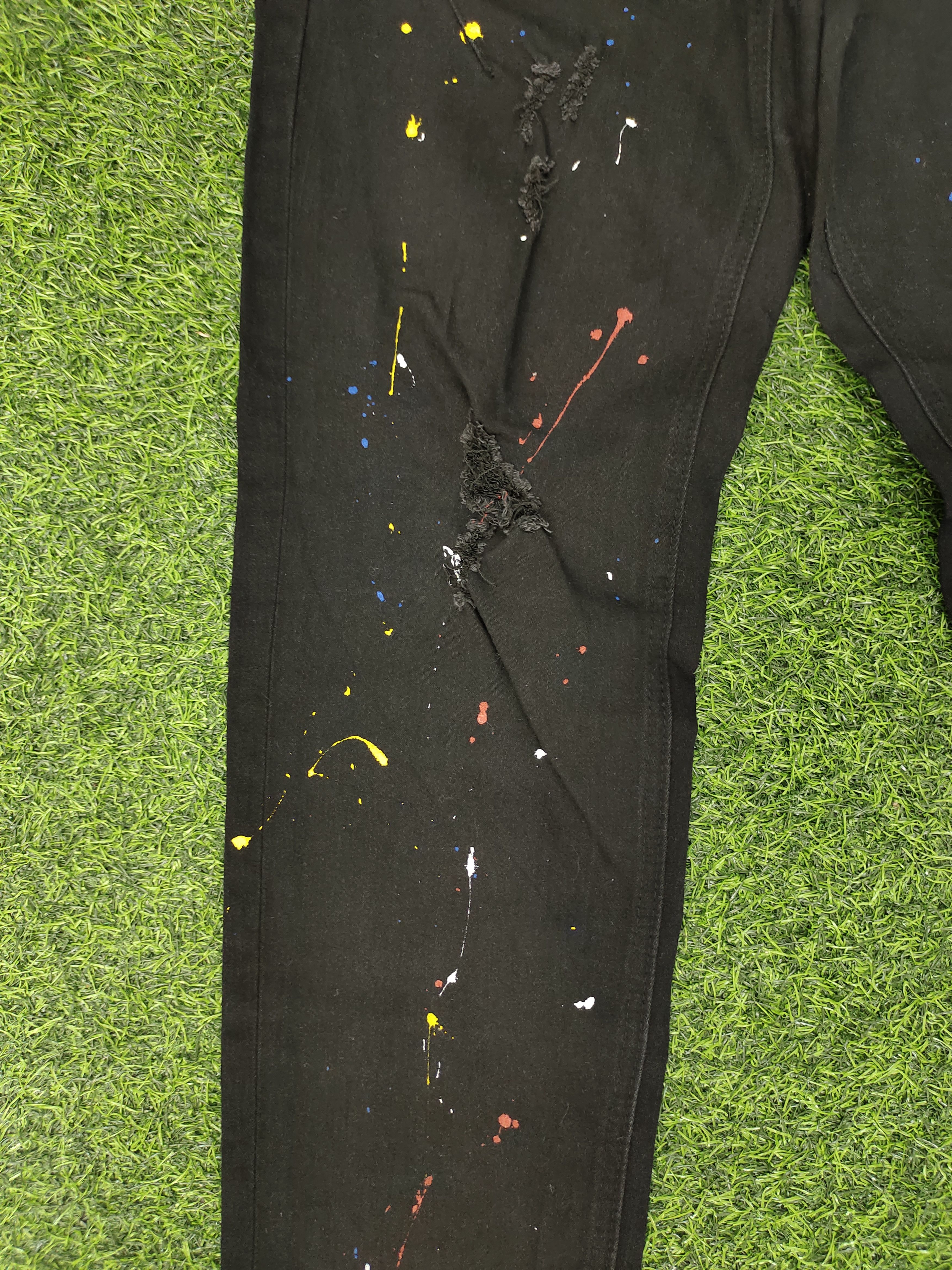 Number (N)ine Number (N)ine Painted Distress Denim Pants Size US 29 - 5 Thumbnail