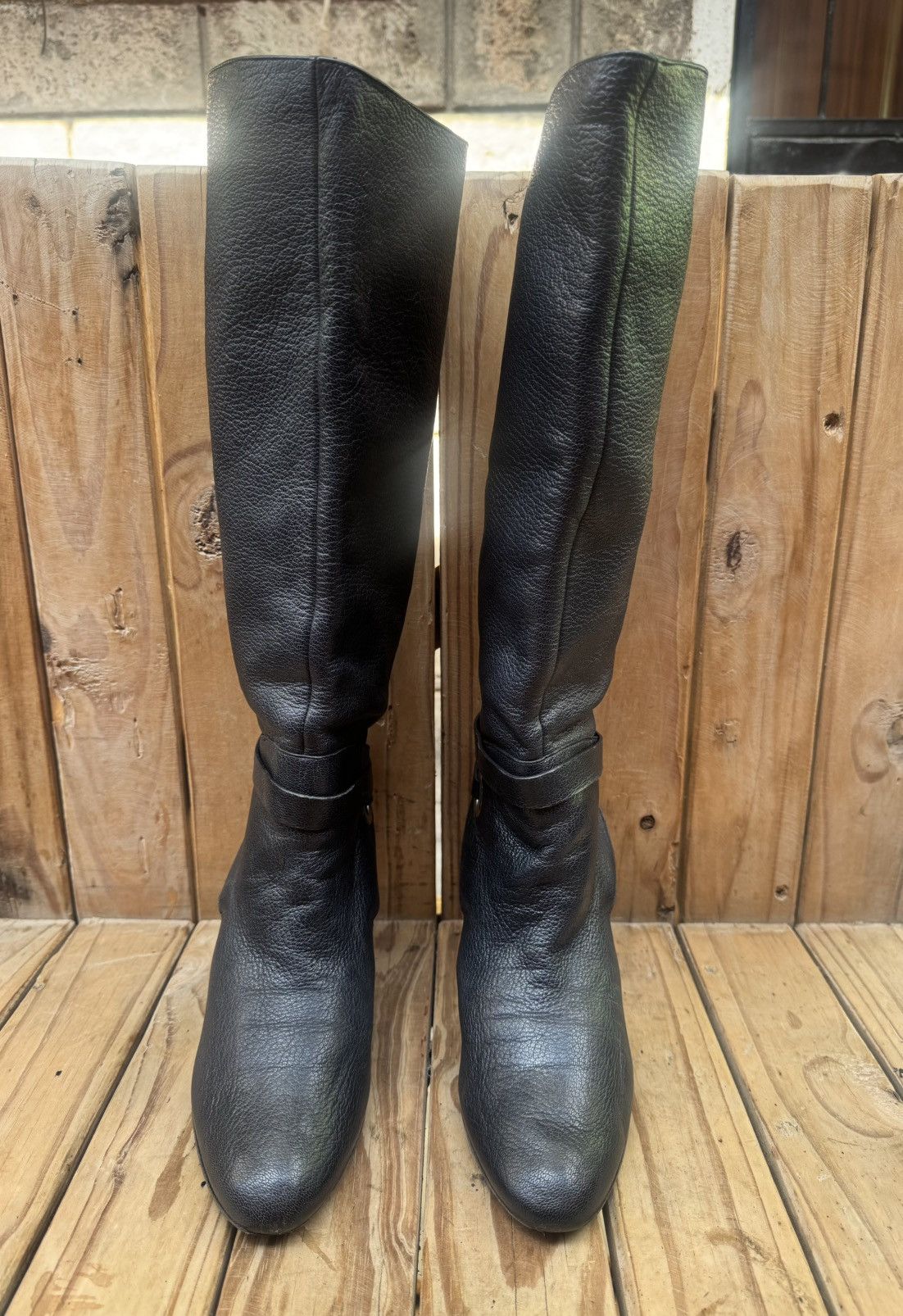 Salvatore Ferragamo Salvatore ferragamo black HI Leather heeled boots sz USA 7G Size US 7 / IT 37 - 8 Thumbnail