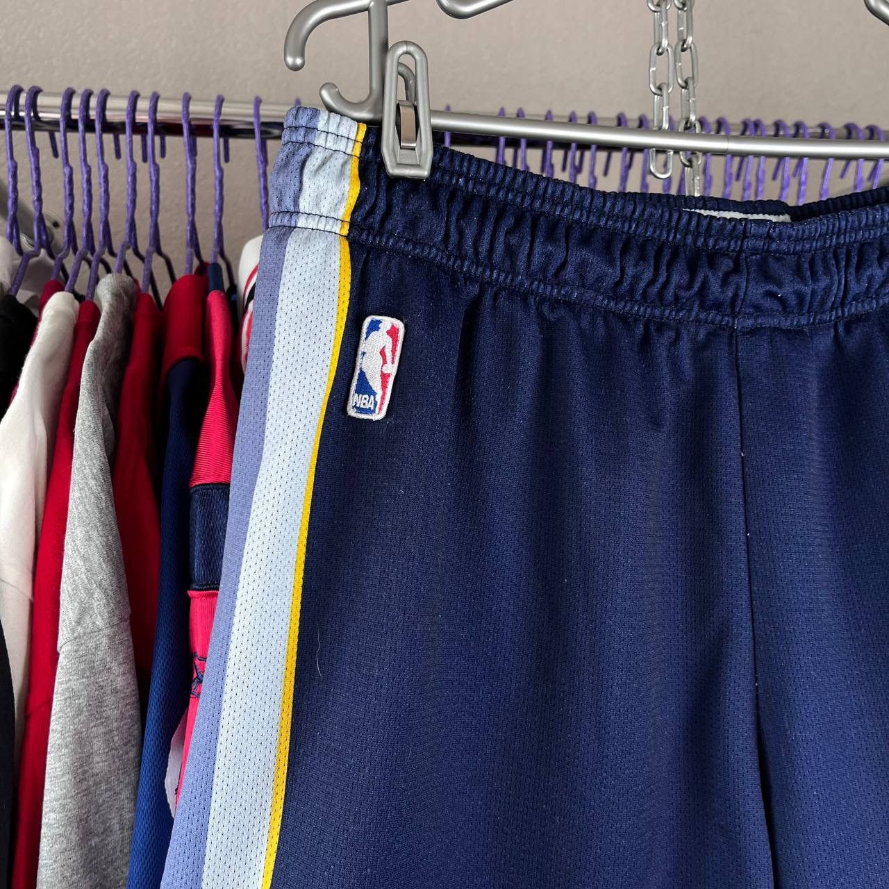 Champion × NBA × Vintage 90s Champion NBA Memphis Grizzlies Basketball Shorts Size US 36 / EU 52 - 3 Thumbnail
