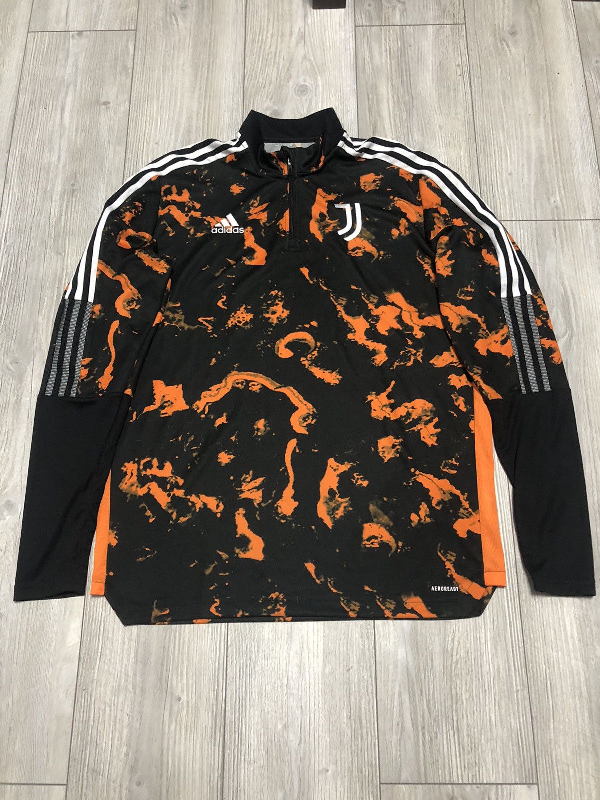 Adidas adidas Mens JFC Juventus Graphic Track Top Black Longsleeve Size US XL / EU 56 / 4 - 1 Thumbnail