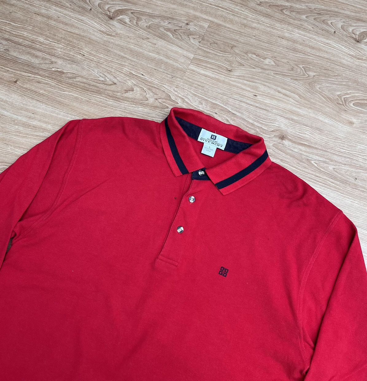 Givenchy × Vintage Vintage Givenchy Polo Shirt Rugby Long Sleeve Size US L / EU 52-54 / 3 - 3 Thumbnail
