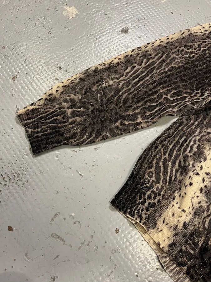 Roberto Cavalli 2000s Roberto Cavalli Leopard Beige Knit V Neck Sweater Size US S / EU 44-46 / 1 - 5 Thumbnail