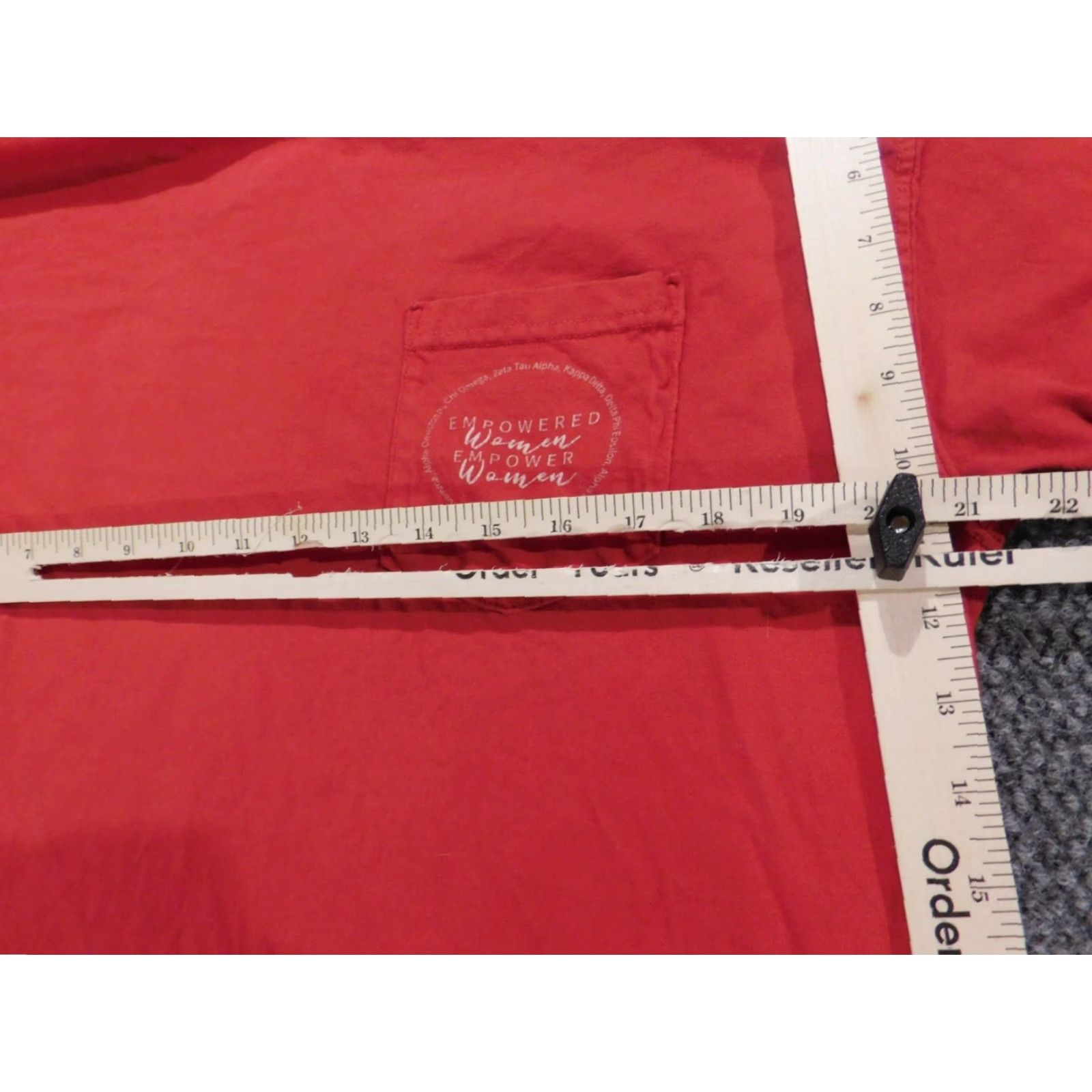 Comfort Colors Comfort Colors Shirt Mens Large Red Cotton Knit Short Sleeve Crew Neck Logo Classic Casual Men’s Shirt Size US L / EU 52-54 / 3 - 5 Thumbnail
