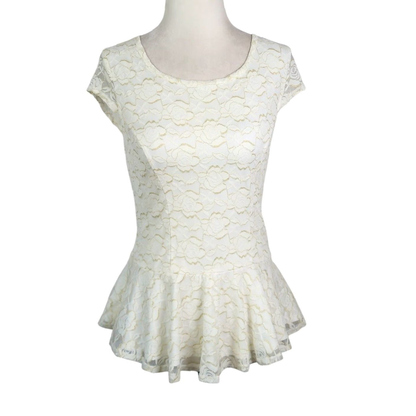Vintage VINTAGE IZ Byer Cream Lace Peplum Top S Blouse Short Sleeve Floral Bohemian Nylon Spandex Lined Women Mens? Size S / US 4 / IT 40 - 2 Thumbnail