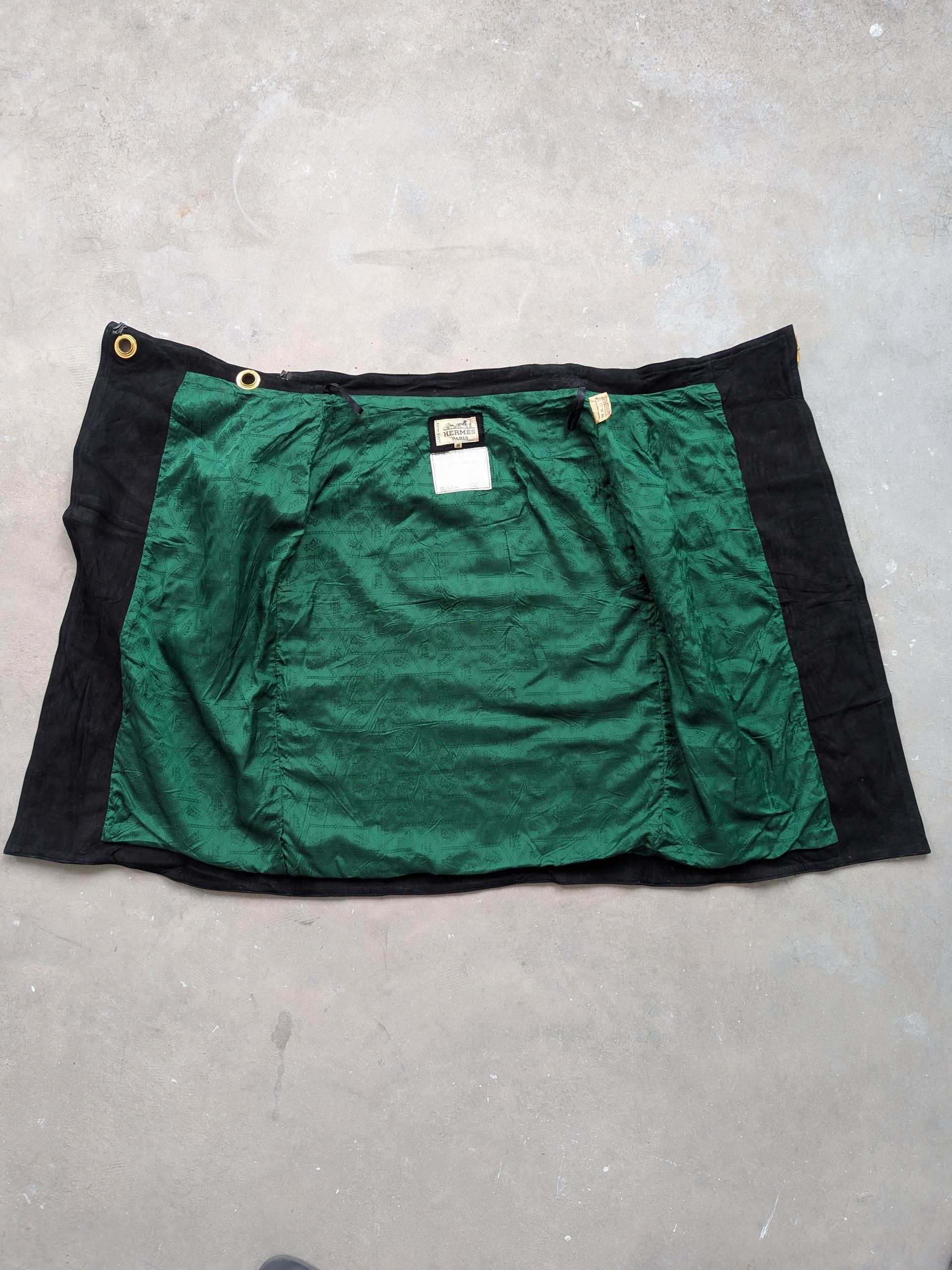 Hermes × Vintage Hermes Midi Skirt Nubuck Leather Viscose Lining Size 25" / US 0 / IT 36 - 9 Thumbnail