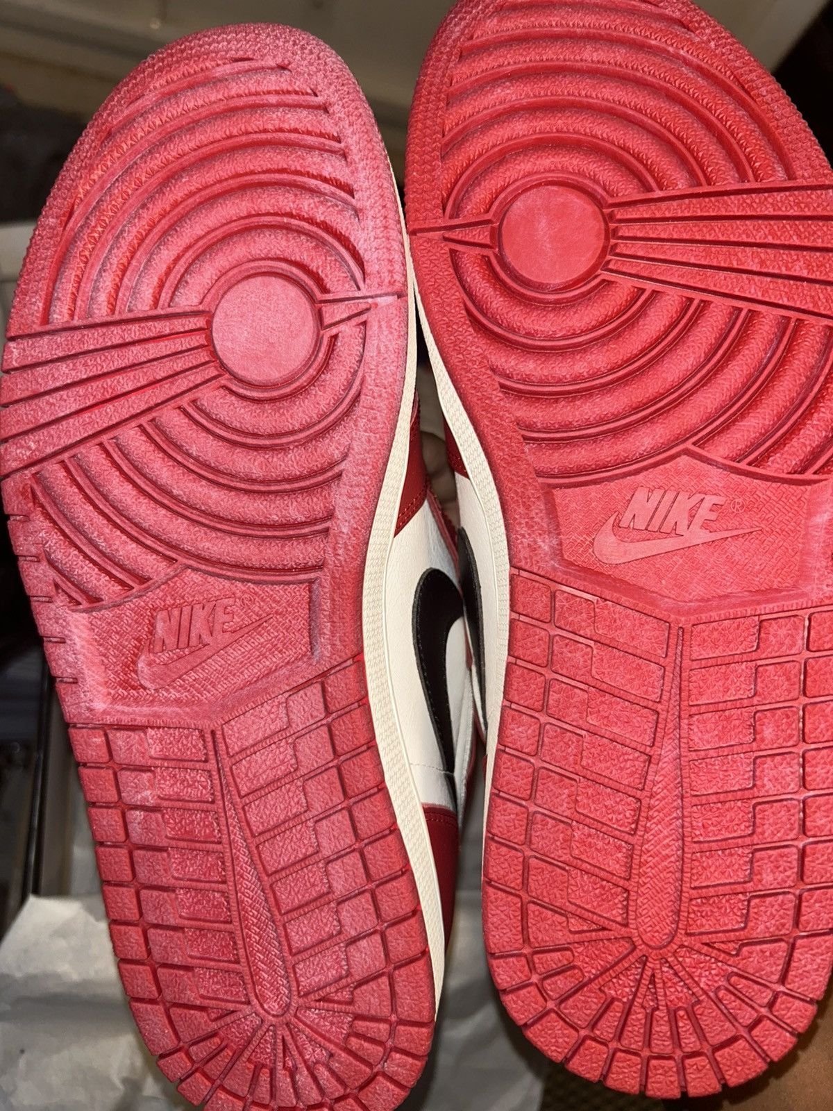 Nike Jordan 1 lost and found Size US 10 / EU 43 - 4 Thumbnail