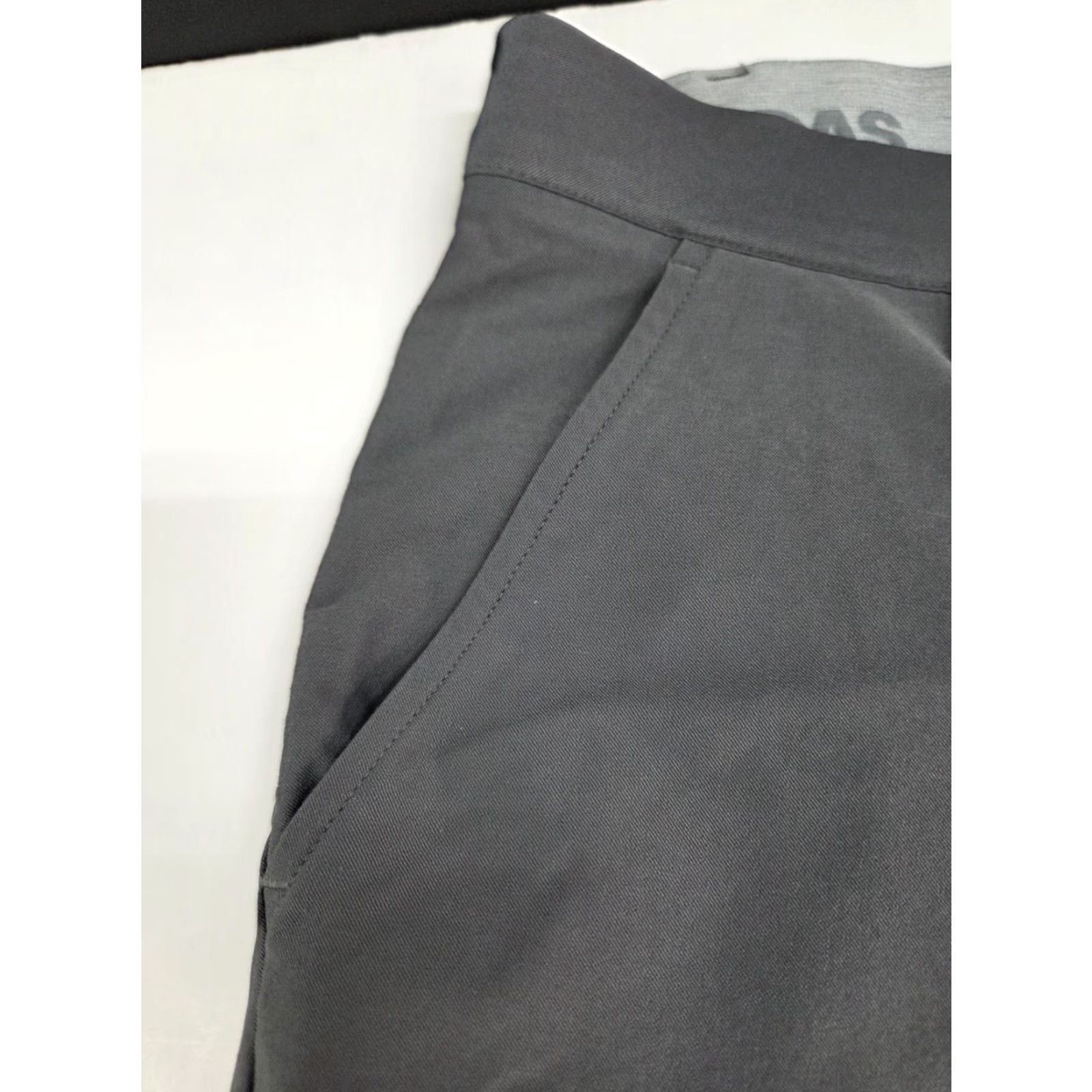 Adidas Adidas Mens Grey Golf Pants 34/30 Polyester Spandex Zip Flat Front Logo Pockets Straight Leg Regular Fit Modern Golf Casual Mens Size US 34 / EU 50 - 6 Thumbnail