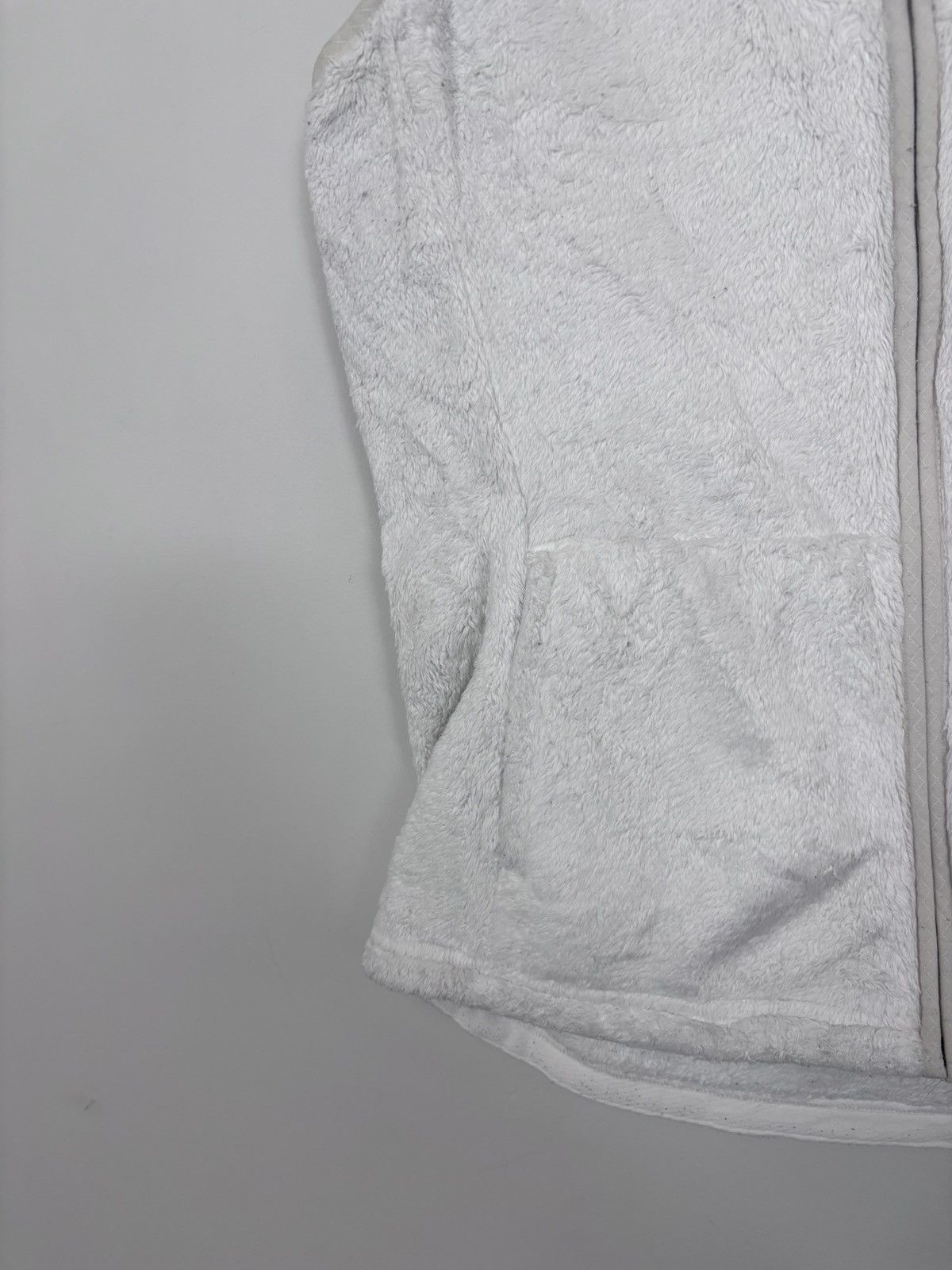 The North Face The North Face Women’s White Teddy Fleece Vest Gilet Jacket Size XS / US 0-2 / IT 36-38 - 5 Thumbnail