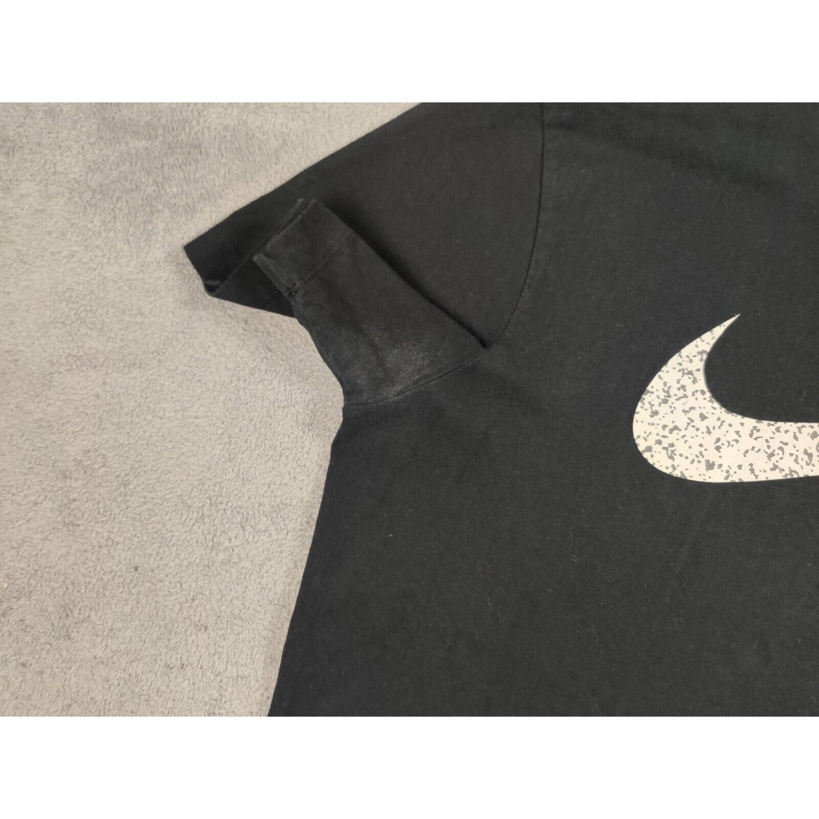 Nike Nike Shirt Adult Mens Large Black Big Swoosh Logo Size US L / EU 52-54 / 3 - 3 Thumbnail
