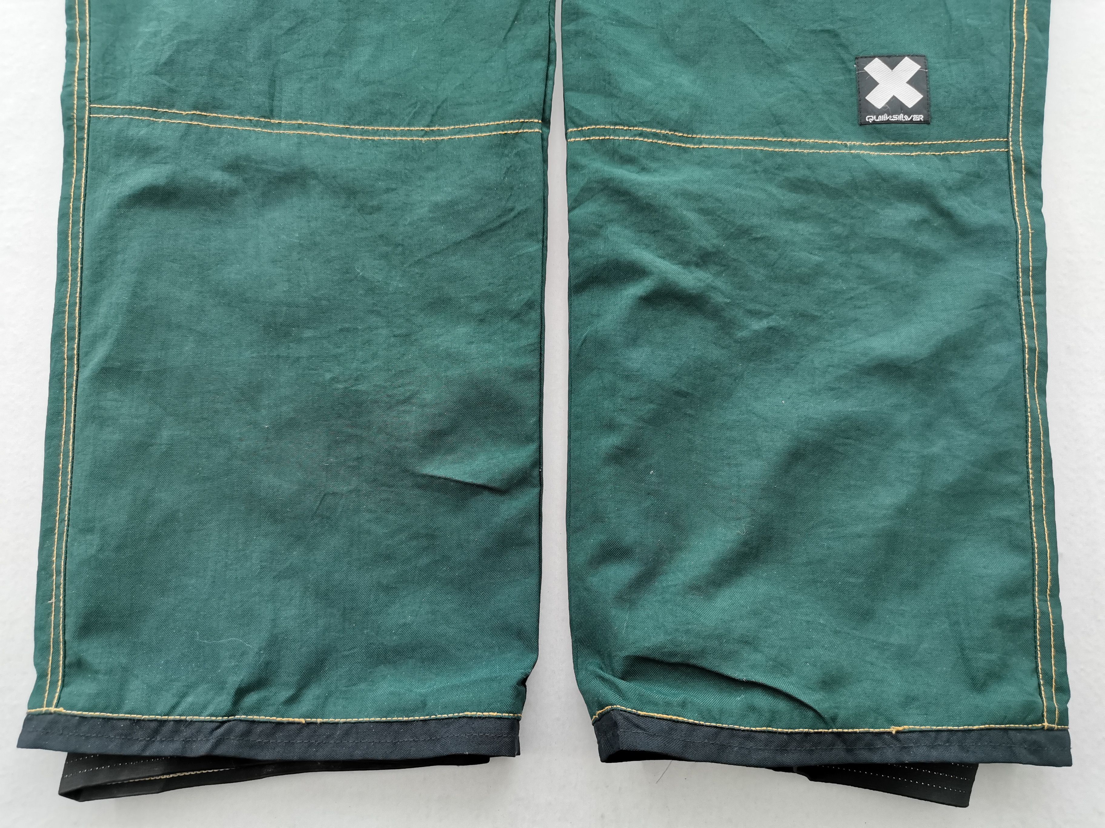 Quiksilver Vintage Quiksilver Australia Tracksuit Ski Pants Size L Size US 33 - 7 Thumbnail