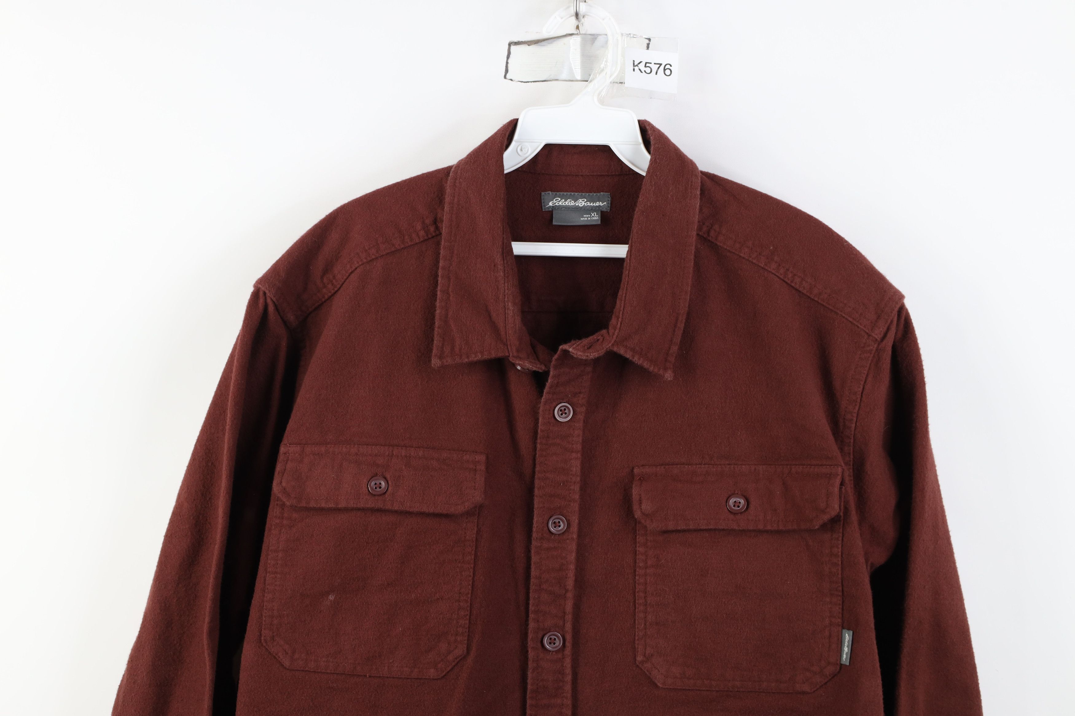 Eddie Bauer Vintage Eddie Bauer Heavyweight Cloth Button Shirt Red Size US XL / EU 56 / 4 - 2 Thumbnail