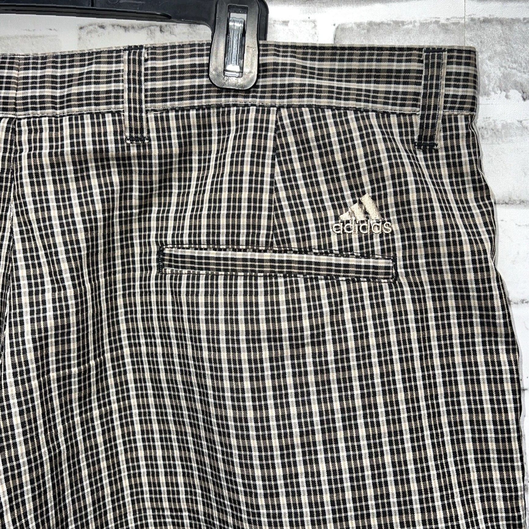 Adidas VINTAGE Adidas Men's Golf Shorts Chino Plaid Brown Size 40 Size US 40 / EU 56 - 3 Thumbnail