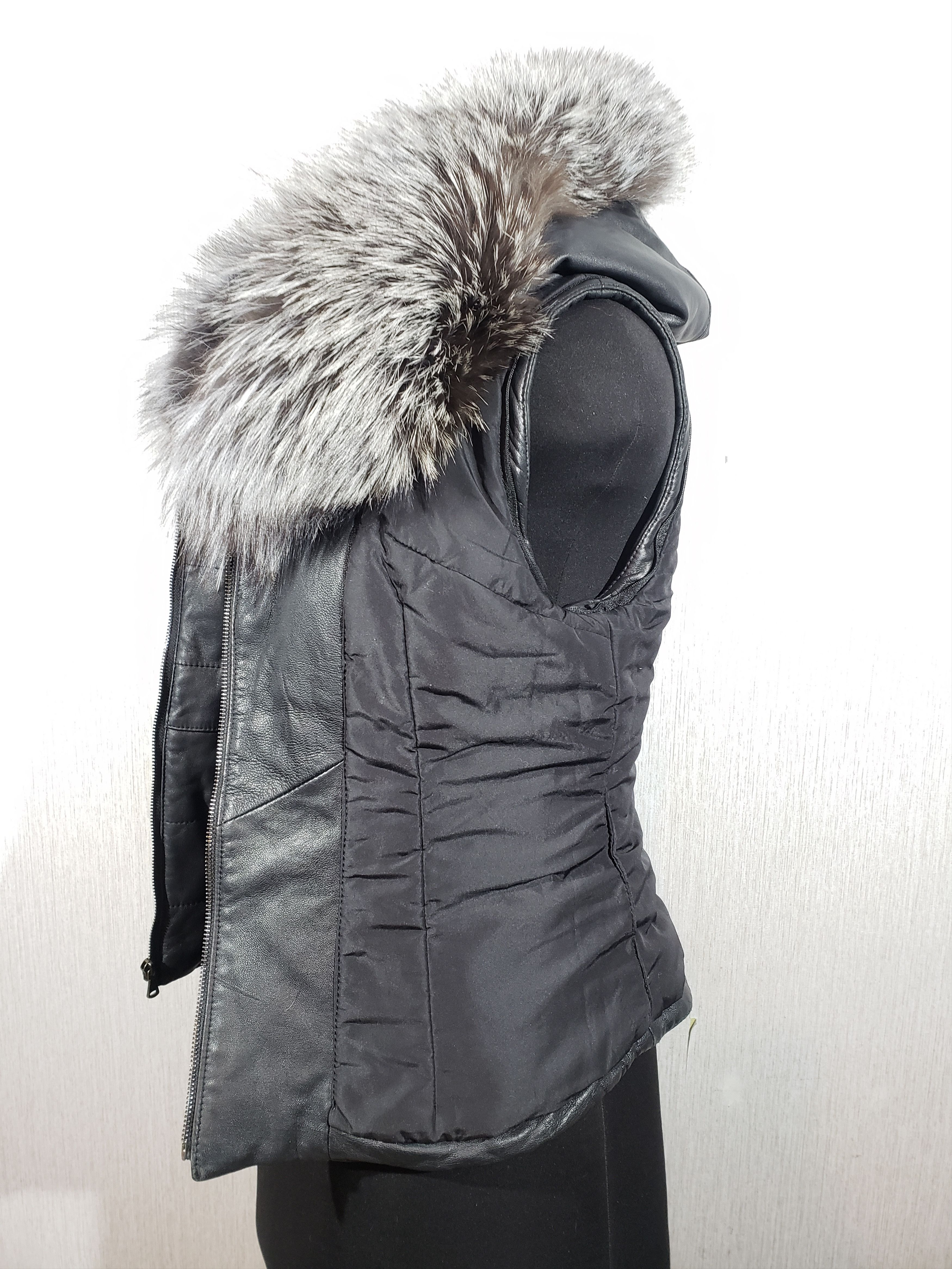 Uniqlo Black women's leather jacket with a hood. Size M / US 6-8 / IT 42-44 - 10 Thumbnail