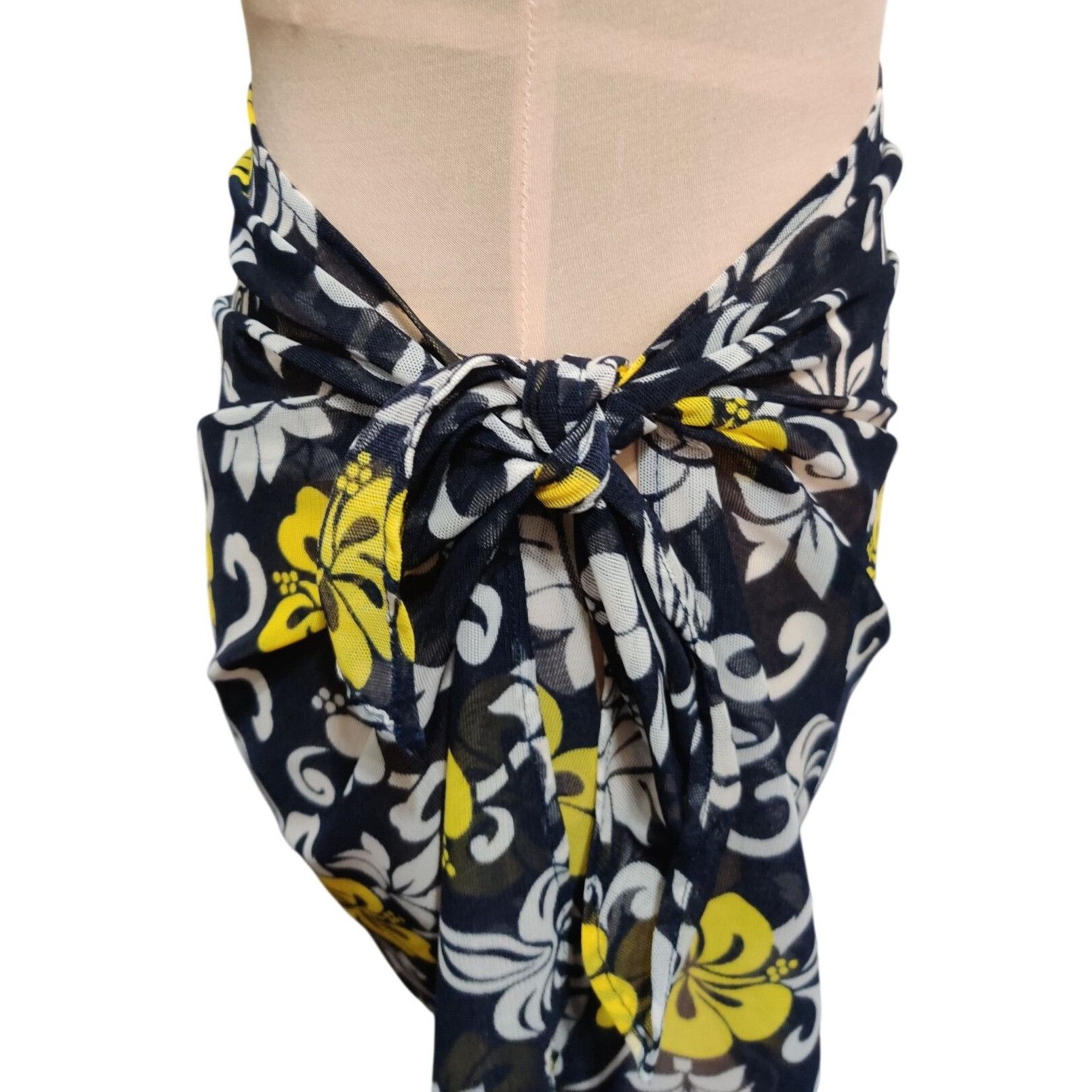 Vintage St John's Bay One Size Womens Black Yellow Sarong Floral Vin Size ONE SIZE - 3 Thumbnail