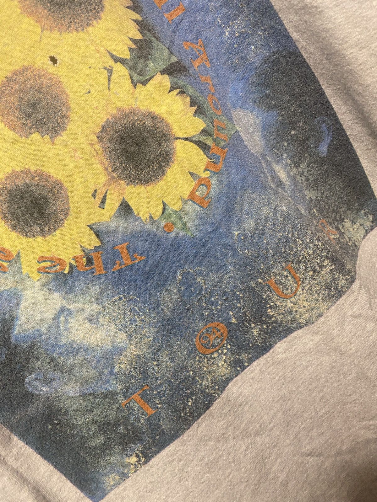 Vintage Vintage wet wet wet love is all around under license tee 90s Size US XL / EU 56 / 4 - 6 Thumbnail