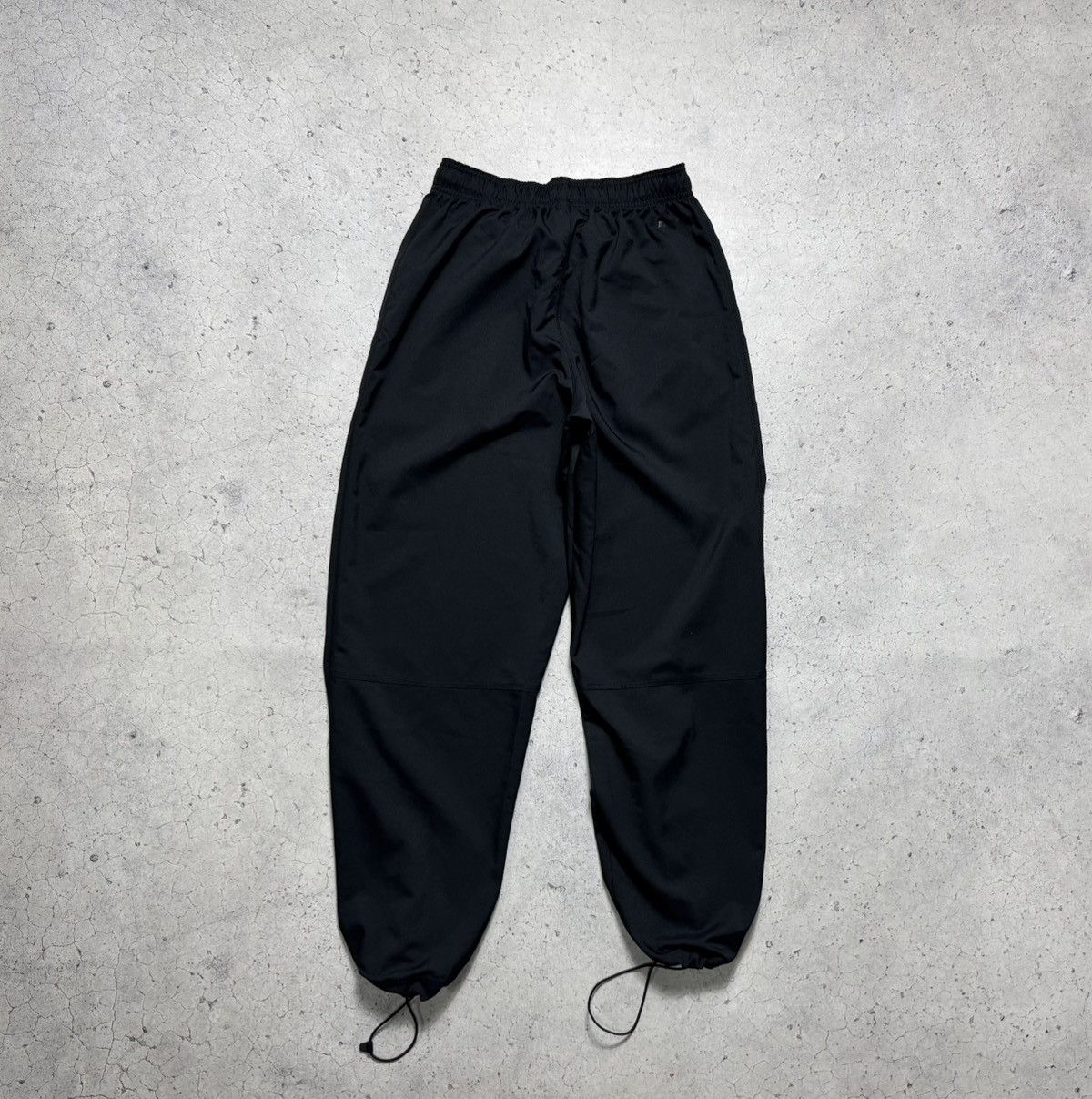 Nike Nike Vintage Nylon Baggy Track Pants Swoosh Drill Black Size US 32 / EU 48 - 8 Thumbnail