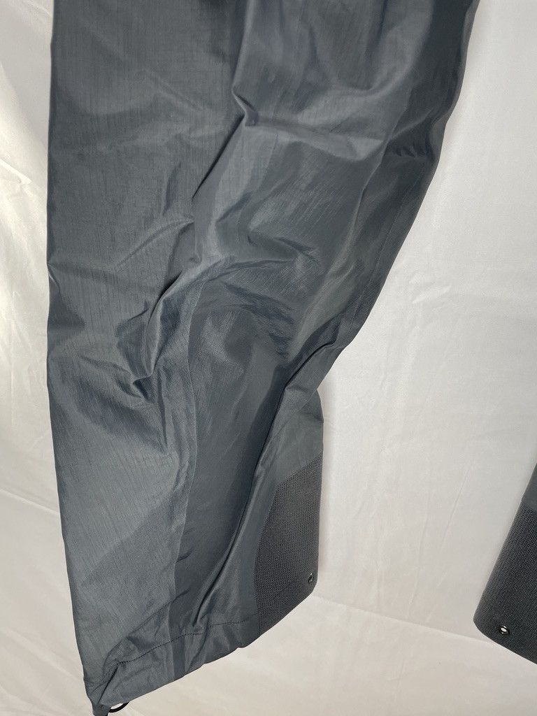 Arc'teryx ARCTERYX LEAF Alpha Gen 2 Wolf Gore Tex Pro Pant Size US 30 / EU 46 - 7 Thumbnail