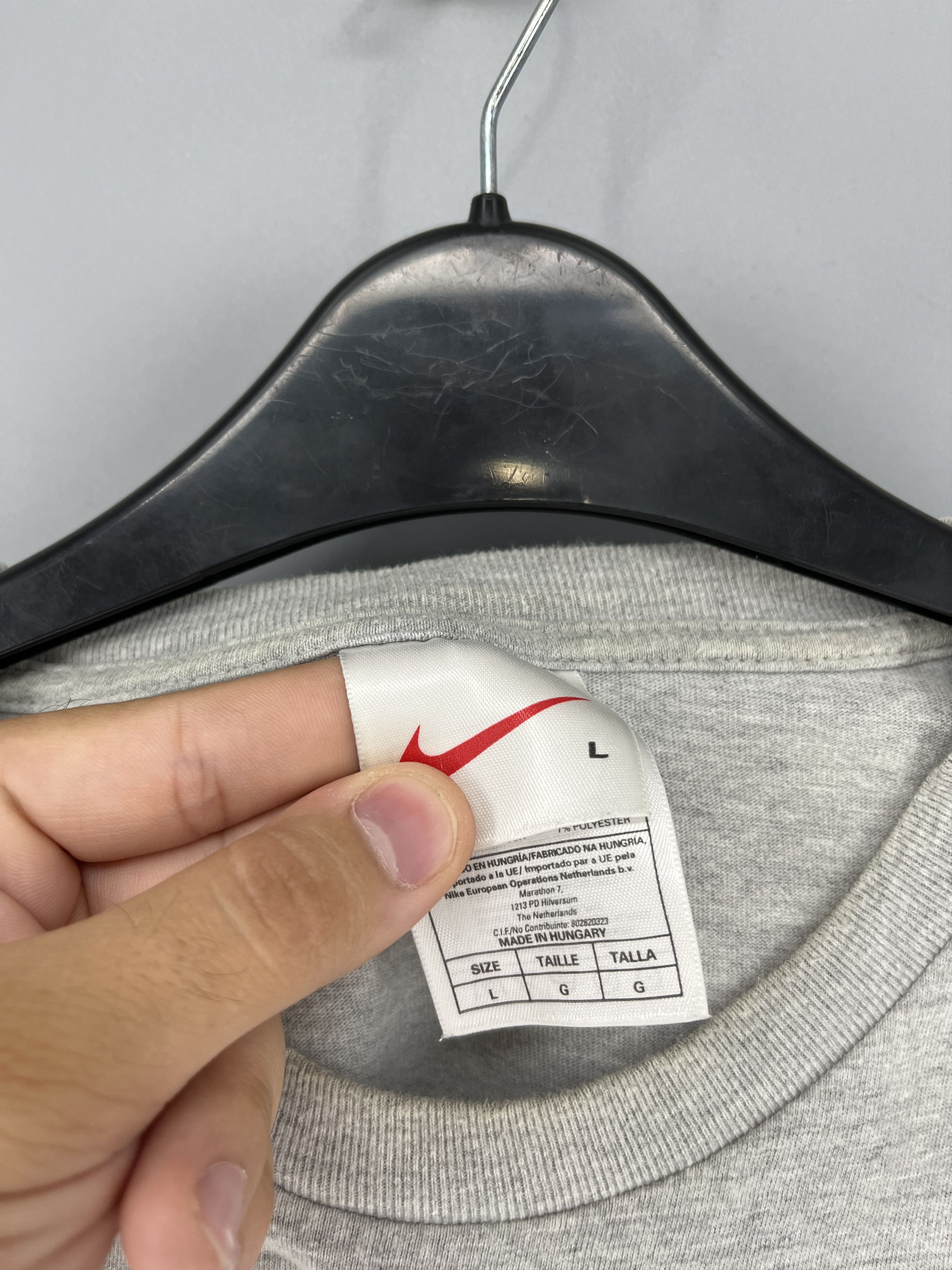 Nike Vintage 90s Nike Swoosh Logo Tee Travis Scott Style Grailed Size US L / EU 52-54 / 3 - 5 Thumbnail
