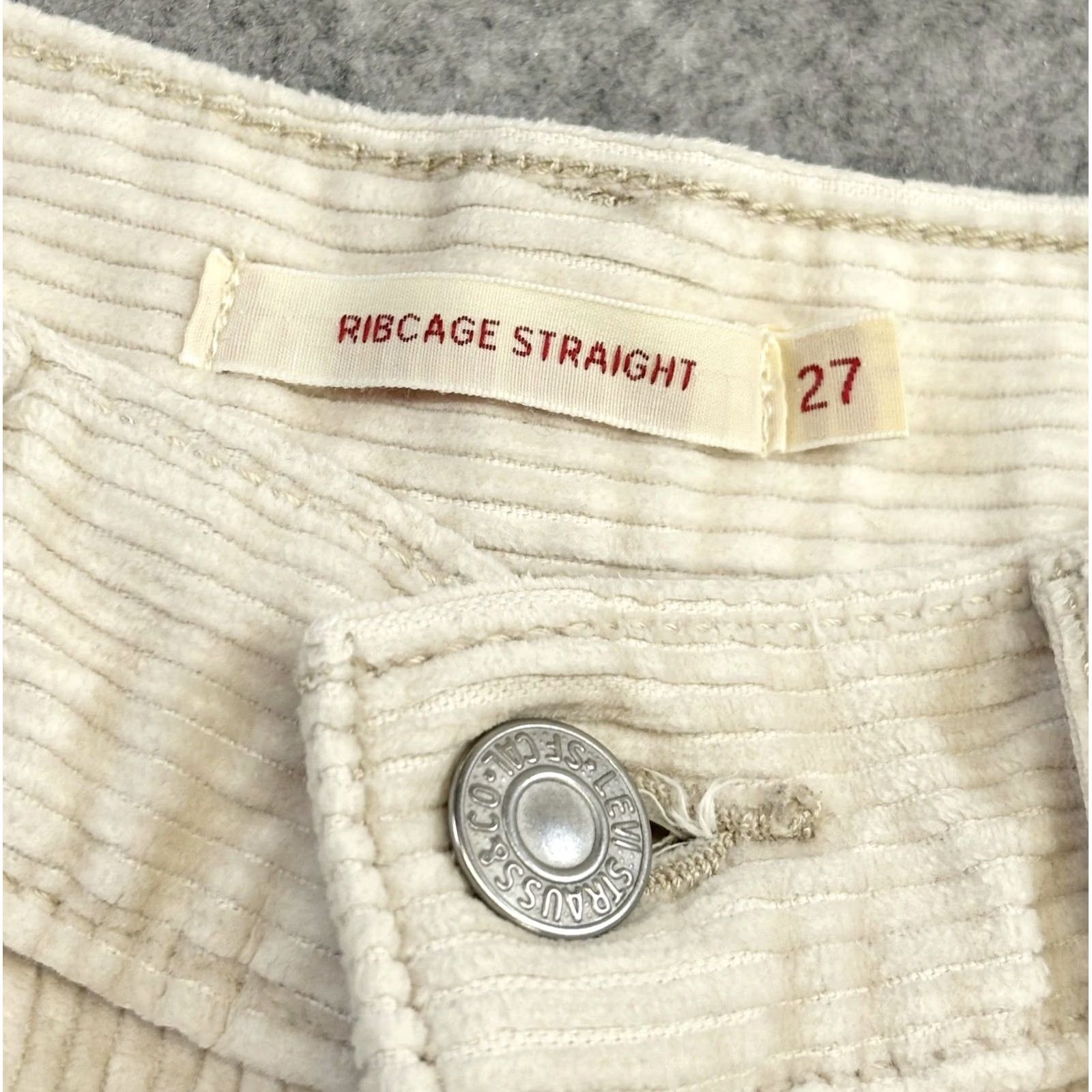 Levi's VINTAGE Levi’s Ribcage Straight Corduroy Jeans W27” L29” zip fly pant Women’s UK8 Used Size 27" / US 4 / IT 40 - 7 Thumbnail