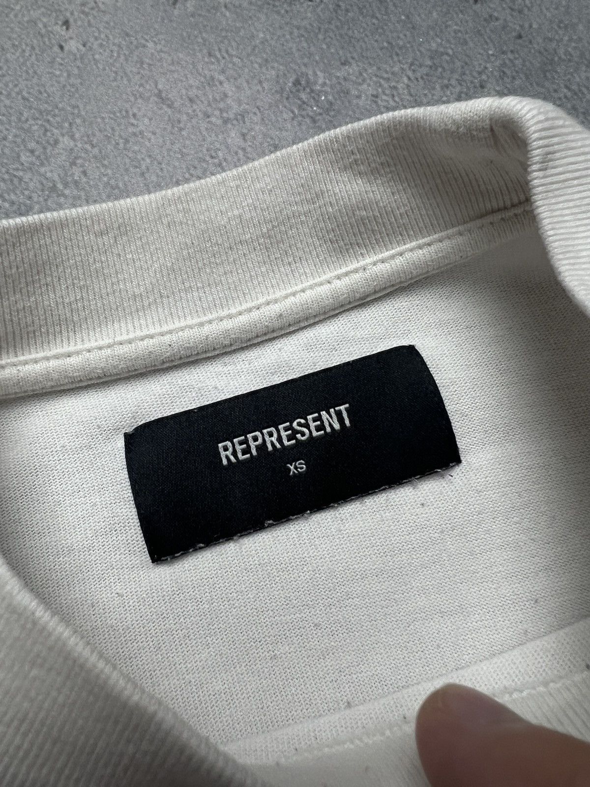 Represent Clo. Represent Centre Big Logo Tee Hype y2k Streetwear 00s Logo Size US S / EU 44-46 / 1 - 6 Thumbnail