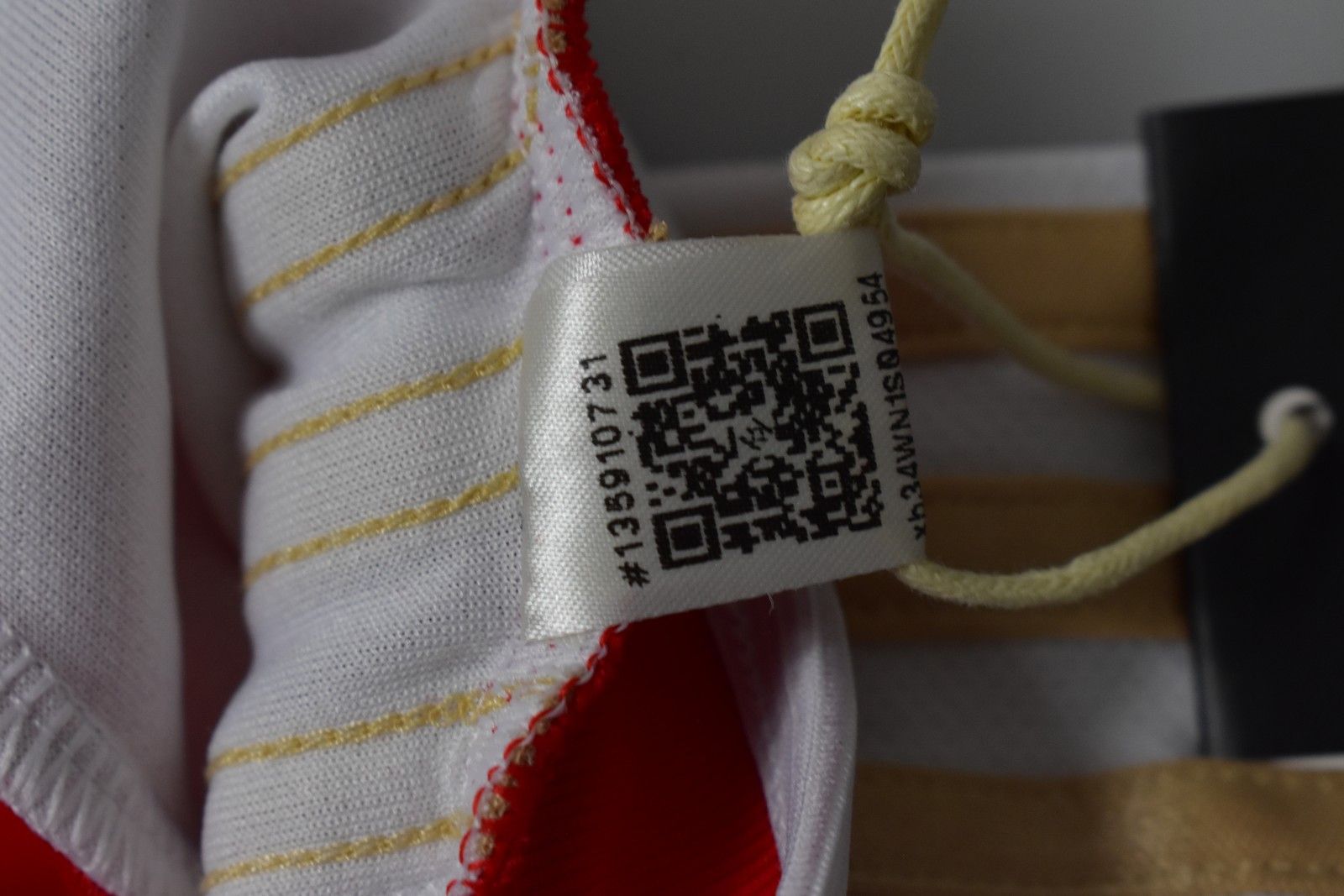 Adidas 2023-24 adidas ARSENAL FC Home Shirt Official SIZE S Size US S / EU 44-46 / 1 - 11 Thumbnail