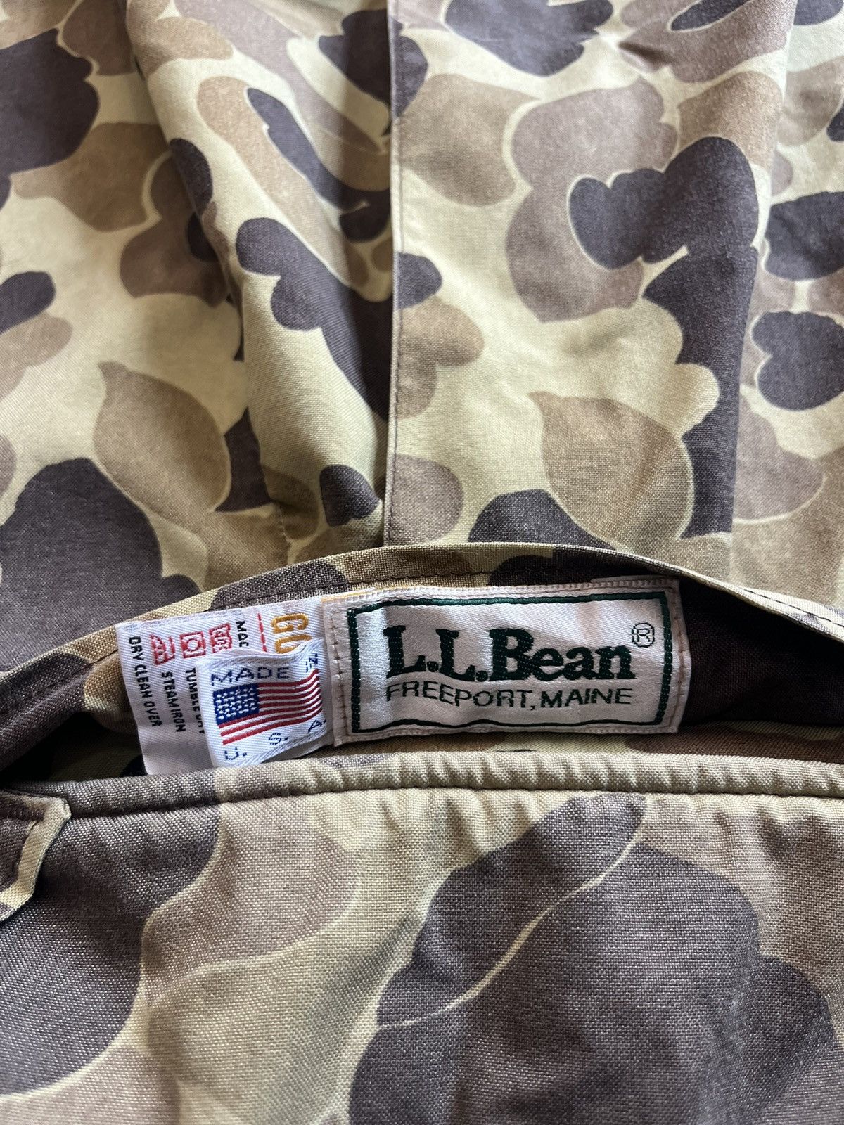 L.L. Bean Vintage L.L.Bean FREEPORT,MAINE 80’s-90’s camo Hoodie Size US XL / EU 56 / 4 - 6 Thumbnail