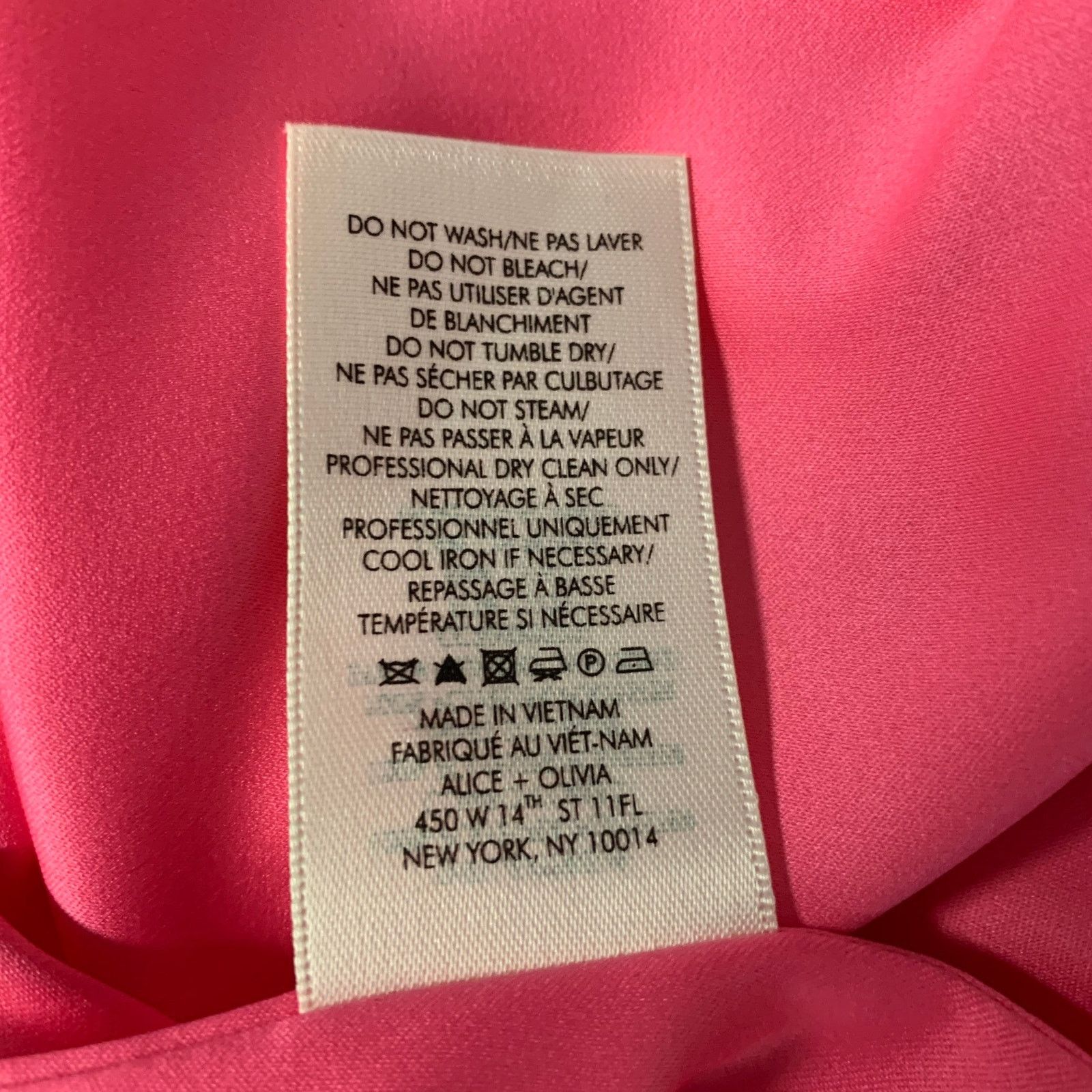 Alice + Olivia ALICE + OLIVIA Size 4 Pink Polyester Peak Lapel Jacket Size S / US 4 / IT 40 - 6 Thumbnail