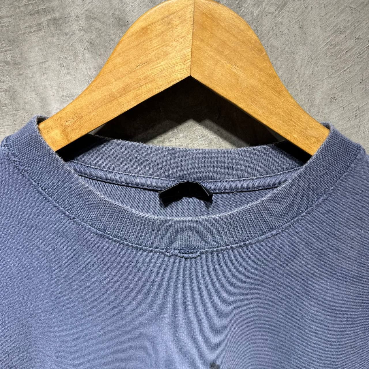 Balenciaga Balenciaga Back Bleed BB logo distressed tee Size US XL / EU 56 / 4 - 3 Thumbnail
