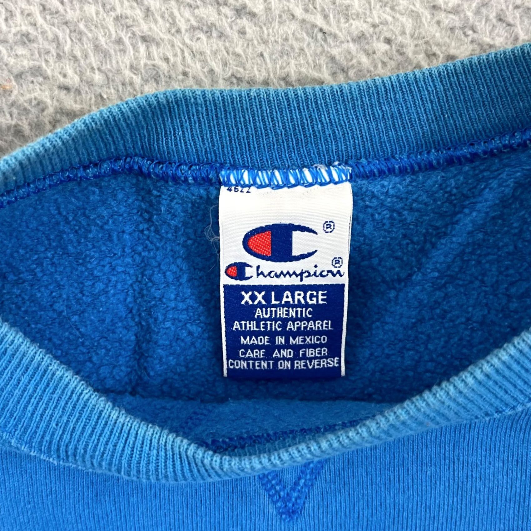 Champion VINTAGE Champion Sweatshirt Adult 2XL Blue Spell Out 90s Pullover Sport Athletic Shirt? Size US XXL / EU 58 / 5 - 6 Thumbnail