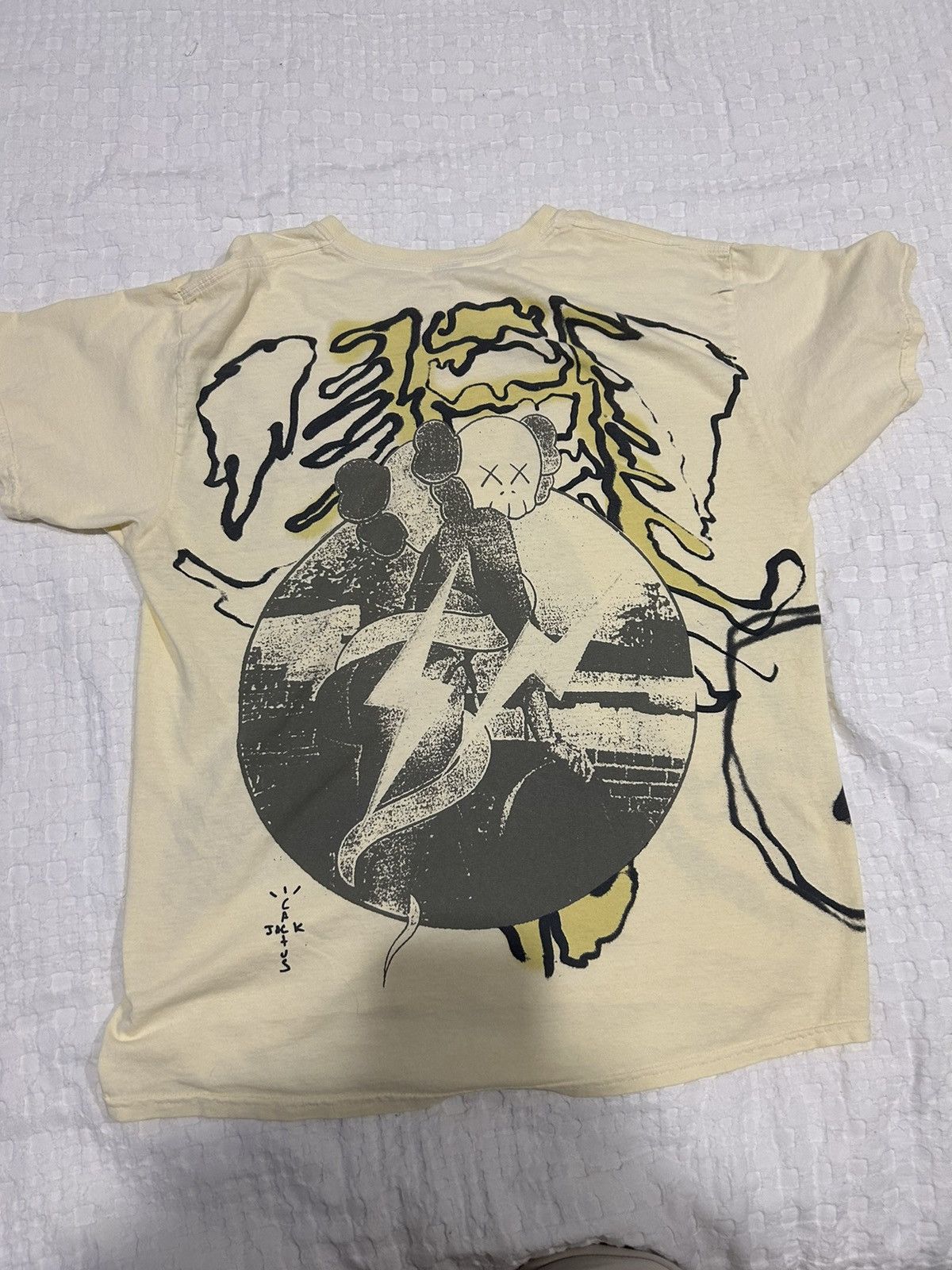 Travis Scott Kaws x Travis Scott Collaboration Tee Size US M / EU 48-50 / 2 - 3 Thumbnail