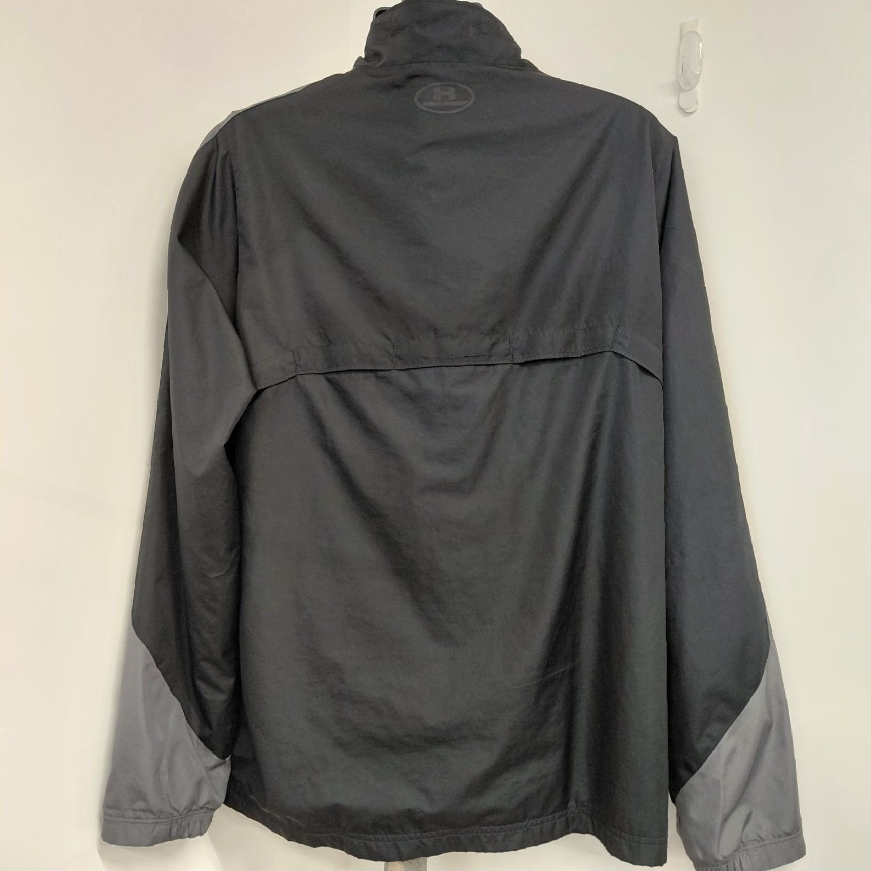 Under Armour Under Armour Jacket Mens XL Black/Gray Full Zip All Seasons Regular Fit Vented Olympia Size US XL / EU 56 / 4 - 7 Thumbnail