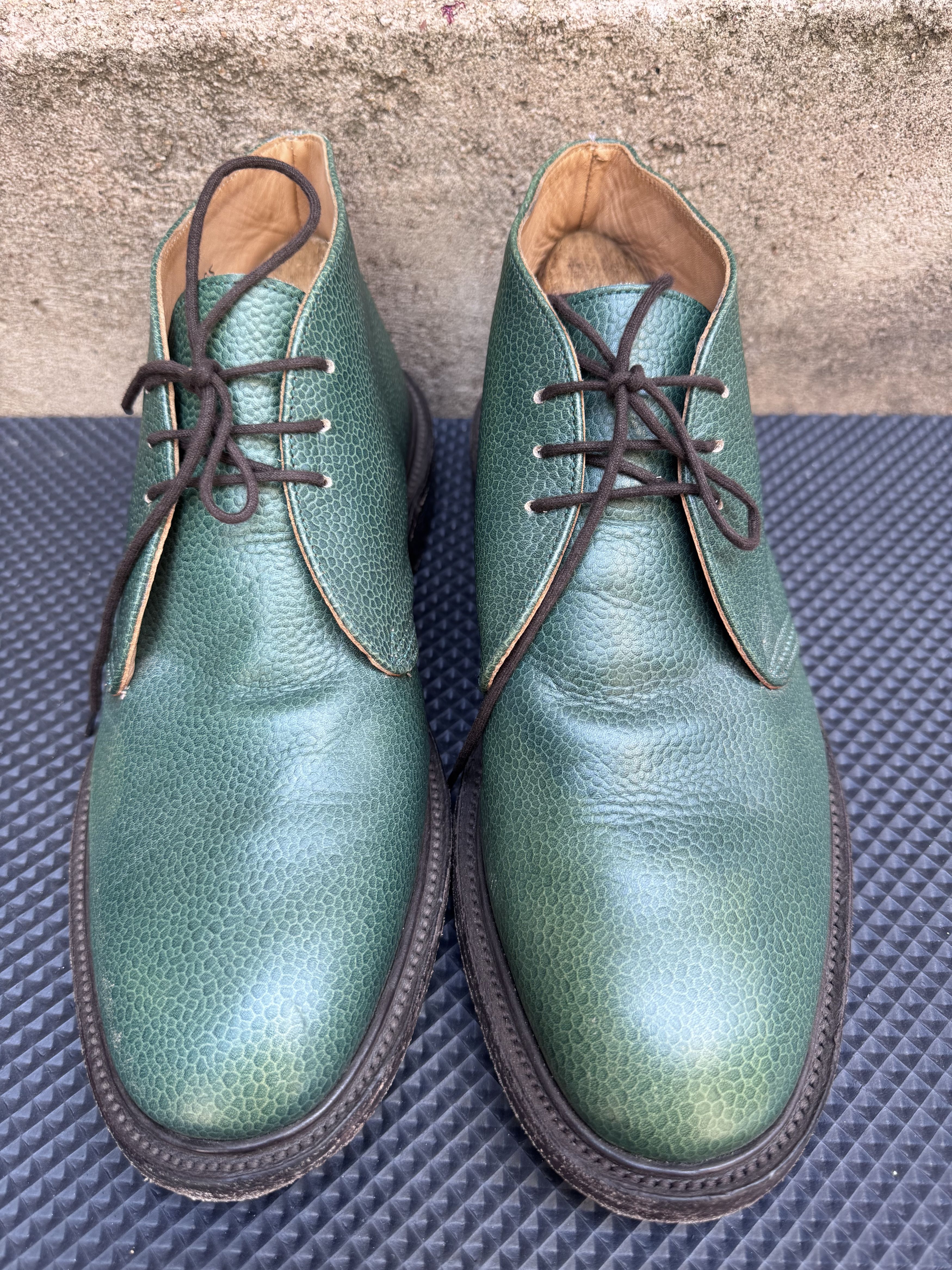 Tricker's Trickers ALDO Chukka Pebble Grain Green Leather Size US 9.5 / EU 42-43 - 2 Thumbnail