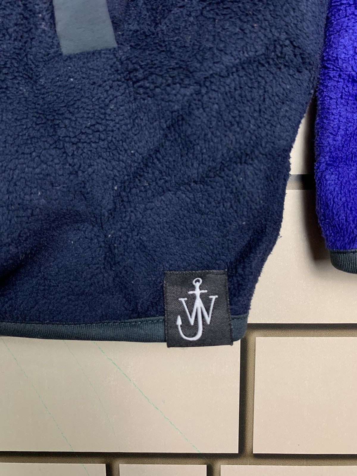 JW Anderson × Japanese Brand × Uniqlo Japanese Brand Uniqlo X J.W Anderson Fleece Size US M / EU 48-50 / 2 - 7 Thumbnail