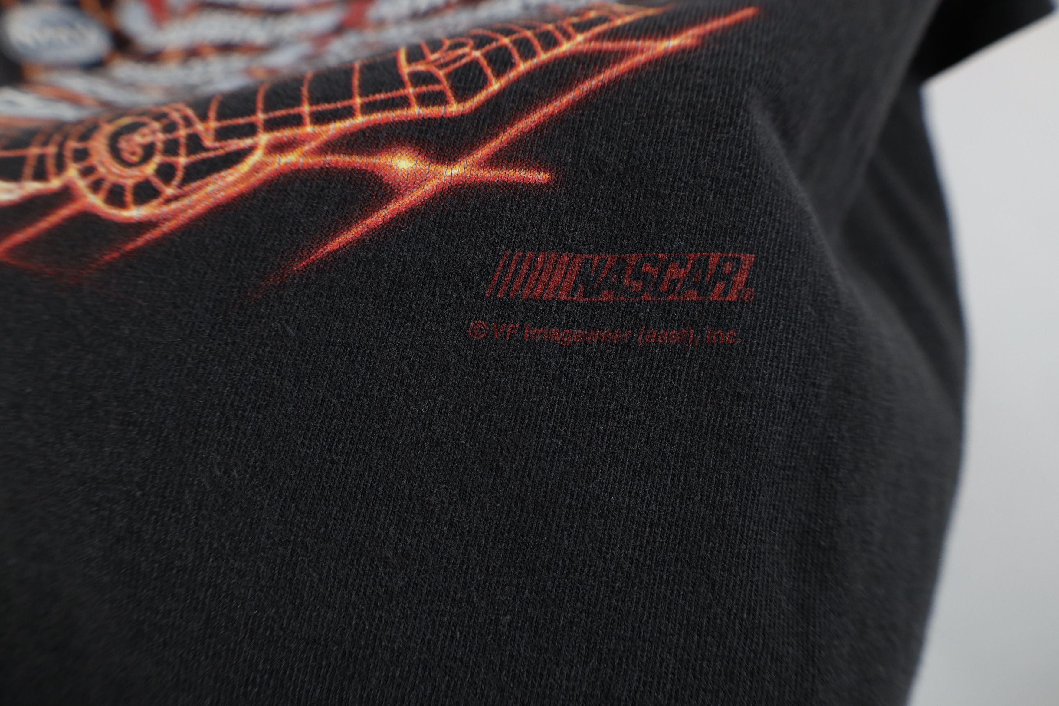 Vintage Vintage Y2K 2002 NASCAR Jr Racing Budweiser T-Shirt Size US XL / EU 56 / 4 - 12 Thumbnail