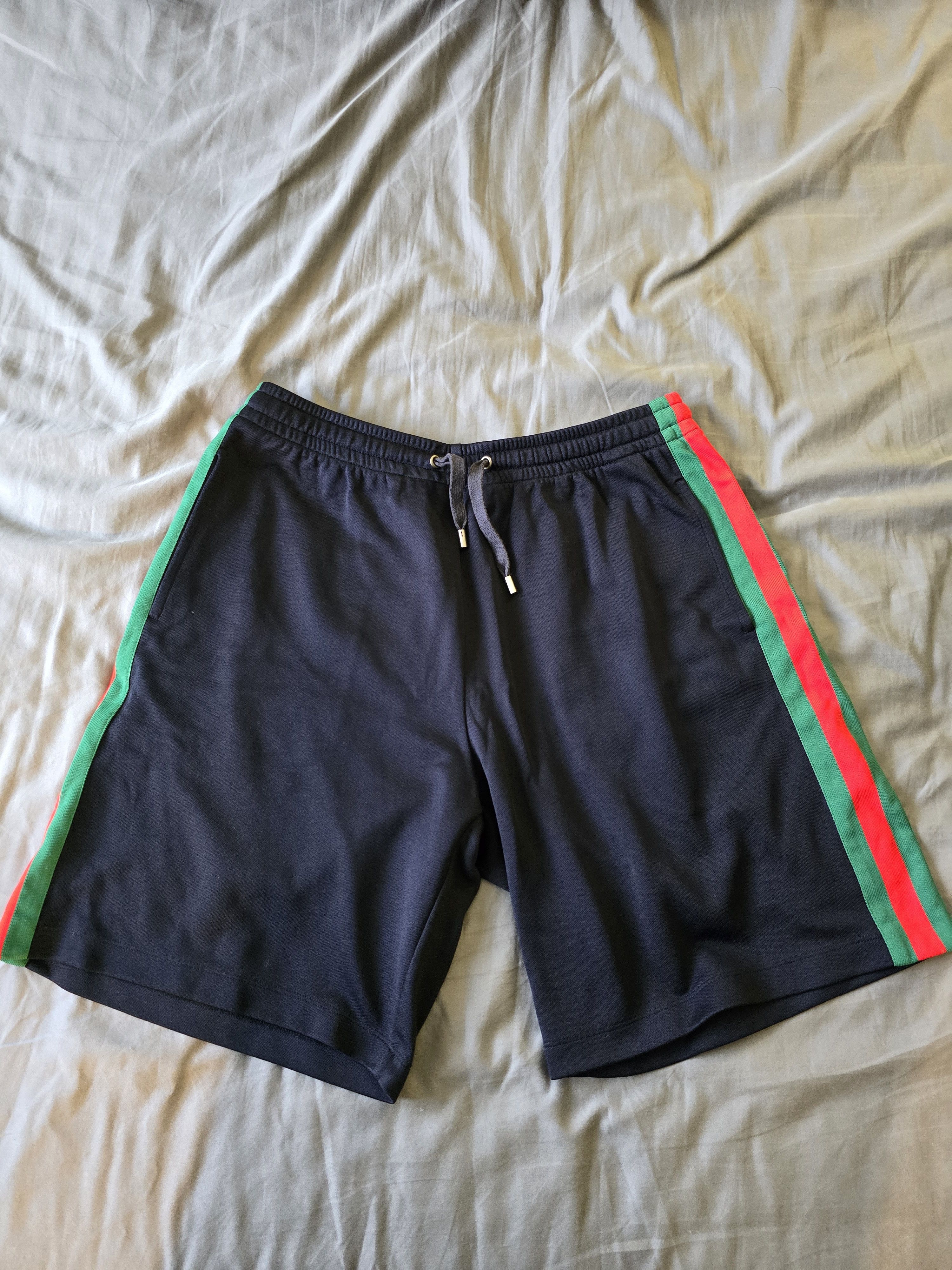 image of Gucci Shorts Stripes in Navy, Men's (Size 34)