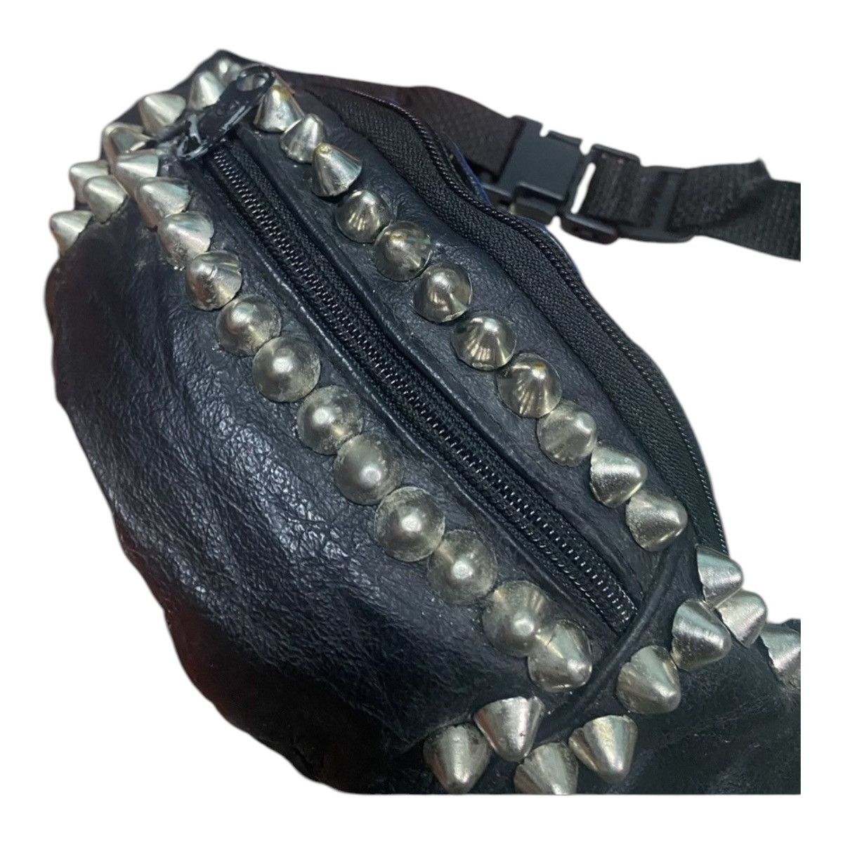 Handmade 💥PUNK DESIGN POUCH BAG LEATHER STUDDED Size ONE SIZE - 5 Thumbnail