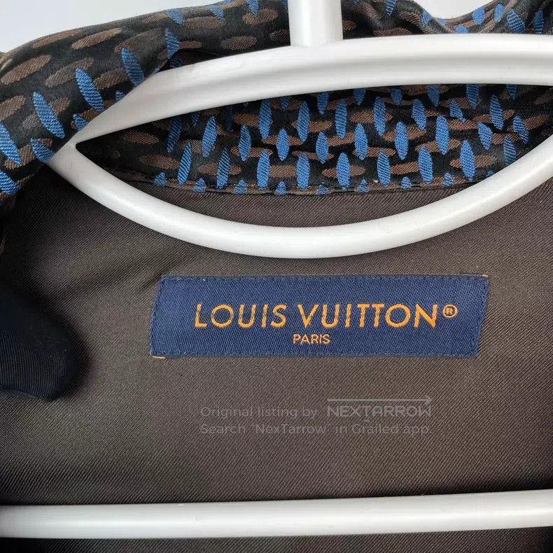 Louis Vuitton Louis Vuitton Fei Dong Xiu Blue Checkerboard Logo Long Sle Size US XL / EU 56 / 4 - 5 Thumbnail