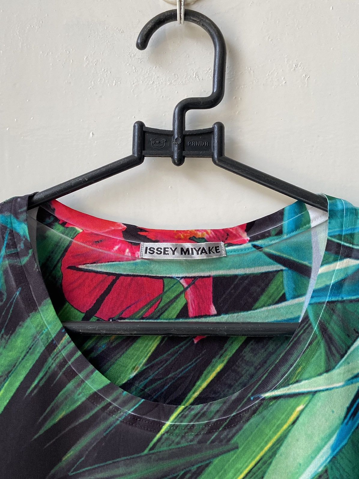 ISSEY MIYAKE Motive T-shirt